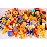 Disney - Winnie The Pooh - 30 x Winnie The Pooh, Eeyore,