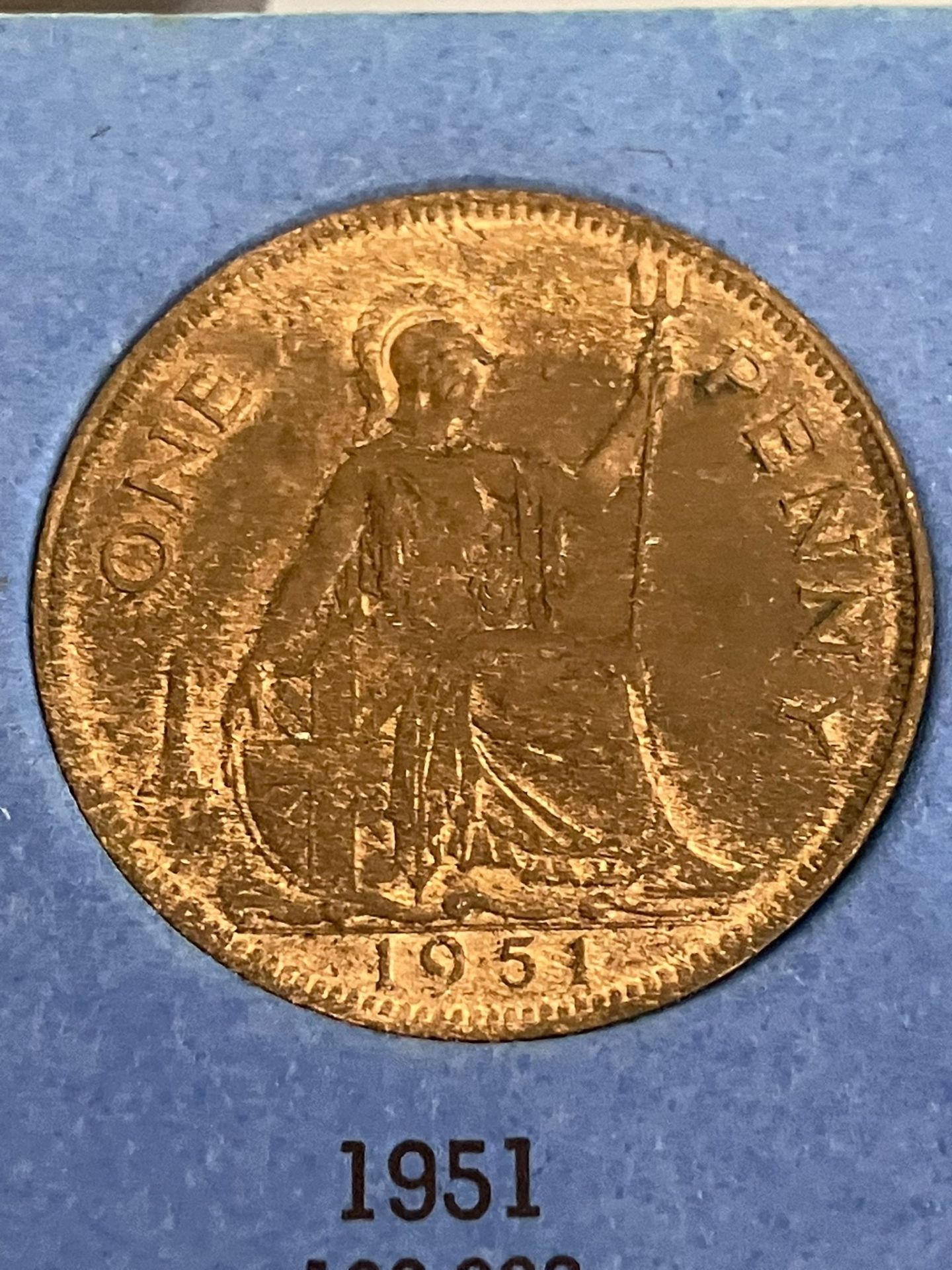 An album of GREAT BRITAIN PENNIES coins. 1930 to 1966. Completely full with no exceptions. Even - Image 4 of 5