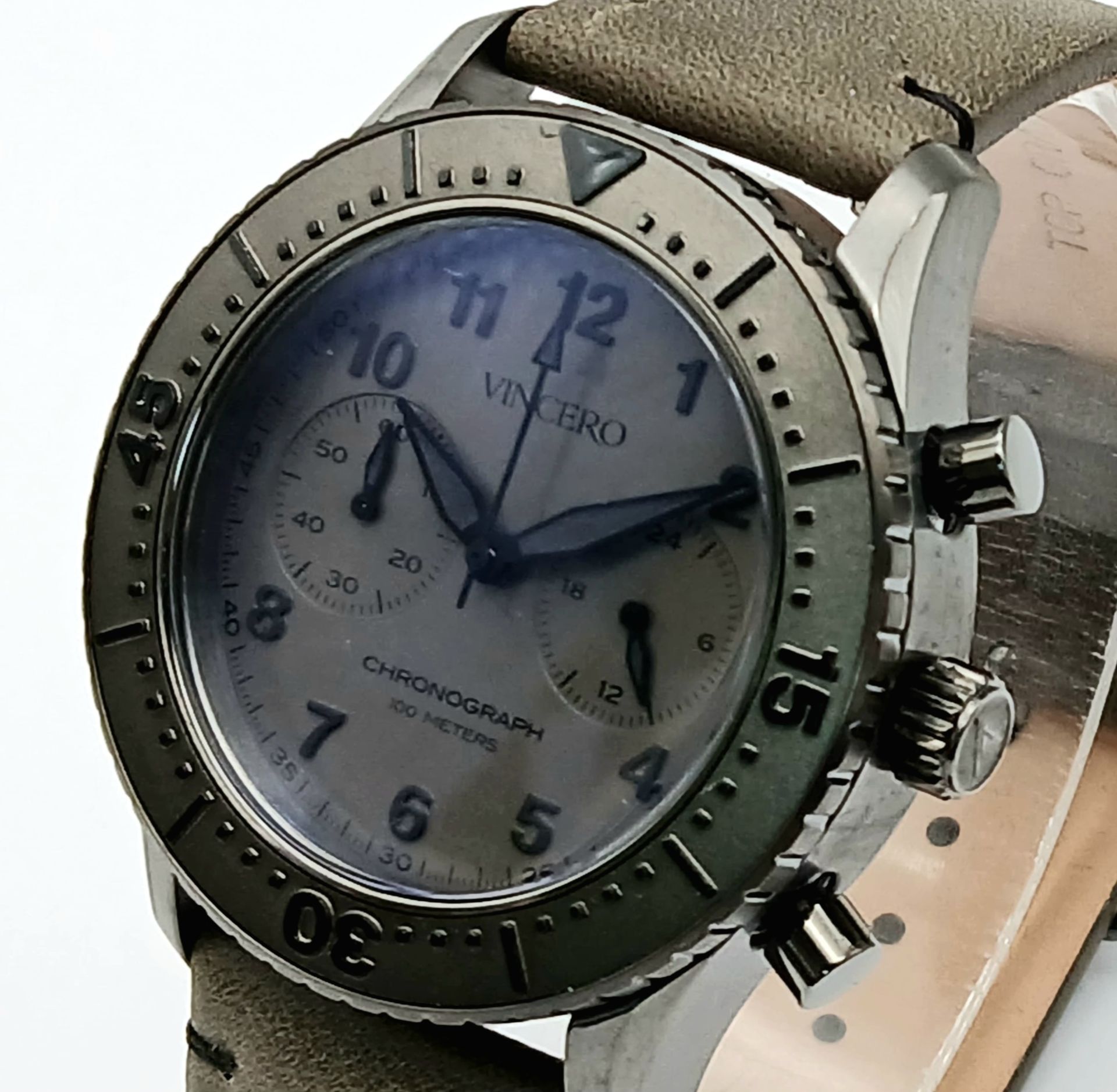 A Smart Military Style Quartz Chronograph Watch by Vincero. Model ‘Outrider’- 41mm Case. Complete - Image 2 of 9
