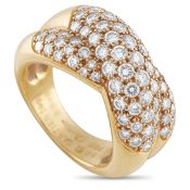 A Cartier 8K Yellow Gold 1.75ct Diamond Ring. Inset Diamonds with a total weight of 1.75 carats. Set