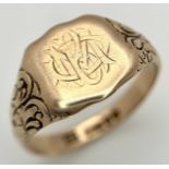 A 9K Yellow Gold Vintage Signet Ring. Size T 1/2. 5.35g.