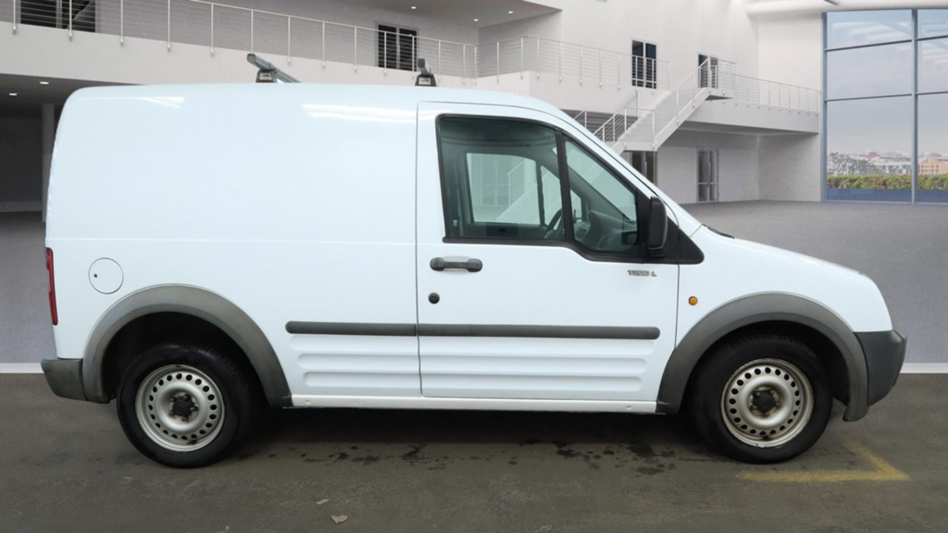 FORD TRANSIT CONNECT 1.8 TDCI 75 200 SWB VAN 2007 - Image 5 of 8