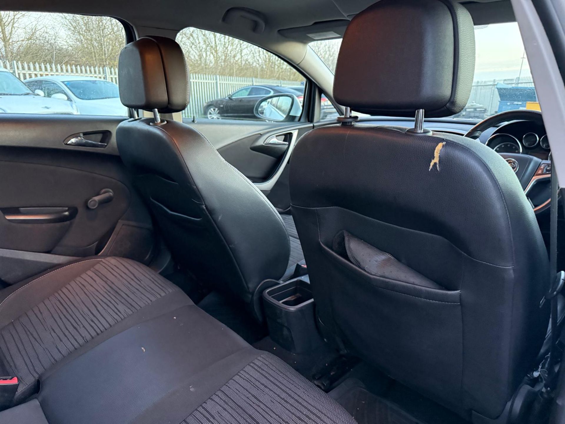 ** ON SALE ** VAUXHALL ASTRA 1.4 16V EXCITE HATCHBACK 2014 (14) - Image 13 of 18