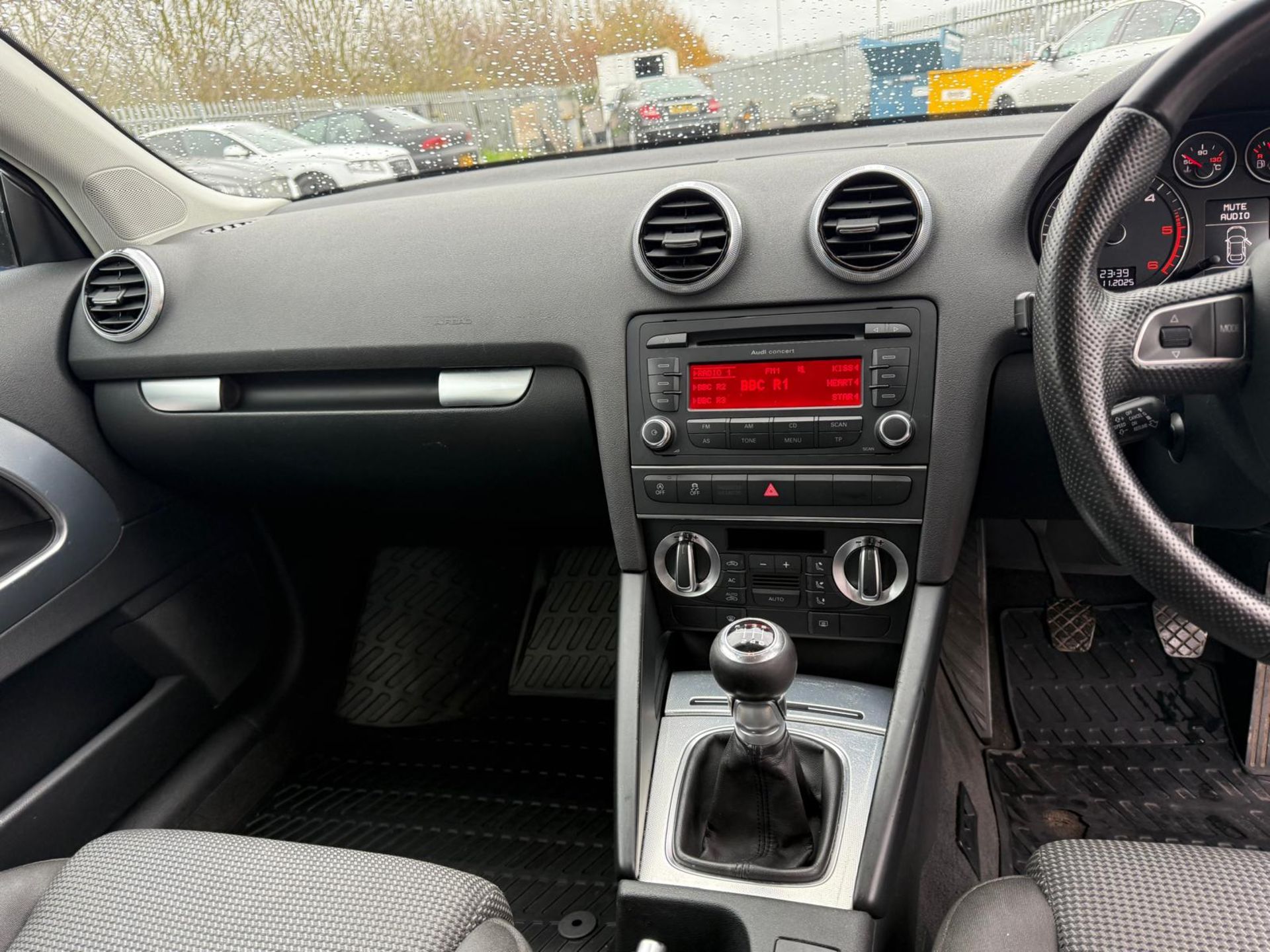 ** ON SALE ** AUDI A3 2.0 TDI (MOT OCT 2026) 140 SPORT S/S HATCHBACK 2012 (12) - Image 10 of 16