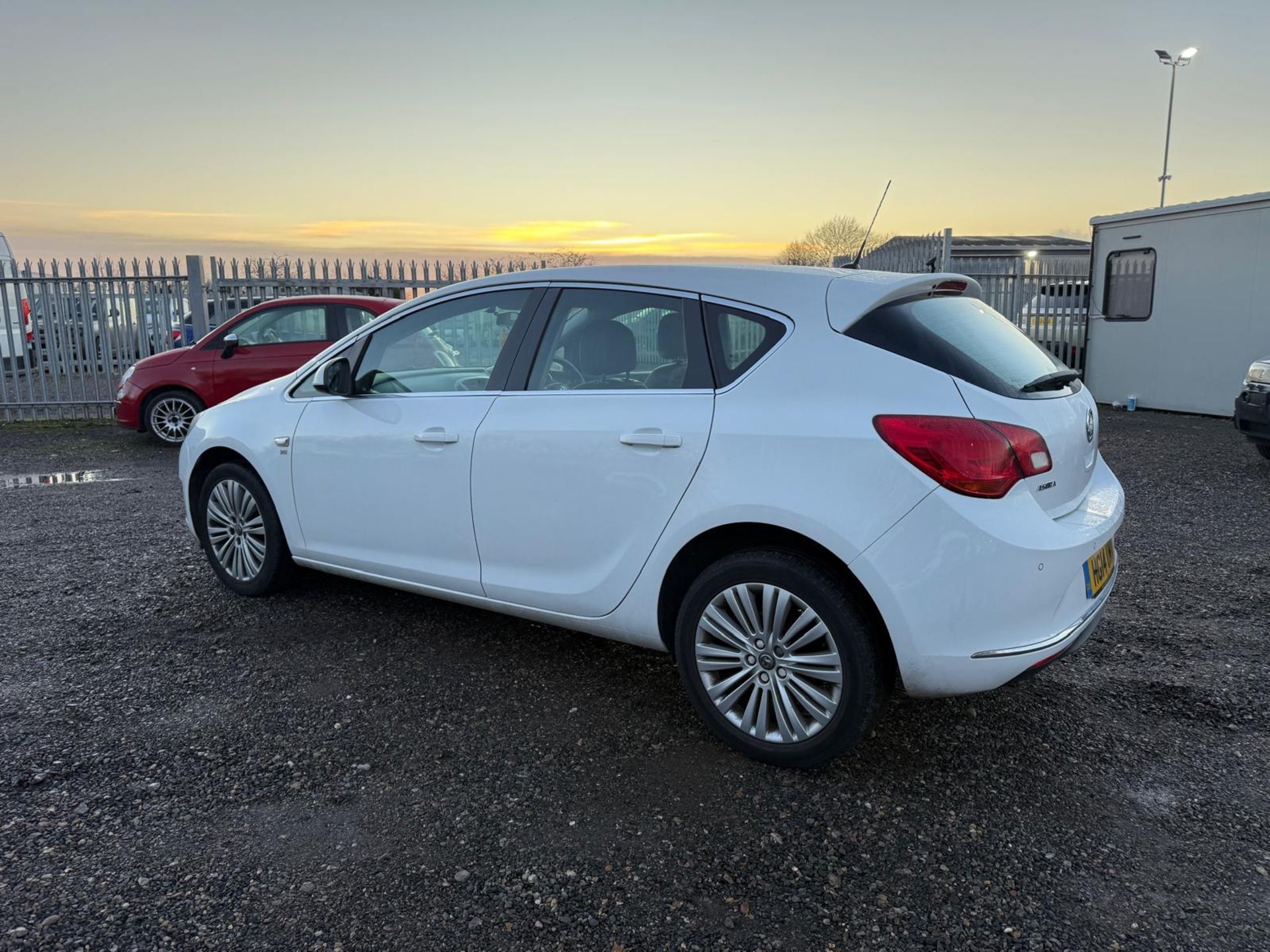 ** ON SALE ** VAUXHALL ASTRA 1.4 16V EXCITE HATCHBACK 2014 (14) - Image 4 of 18
