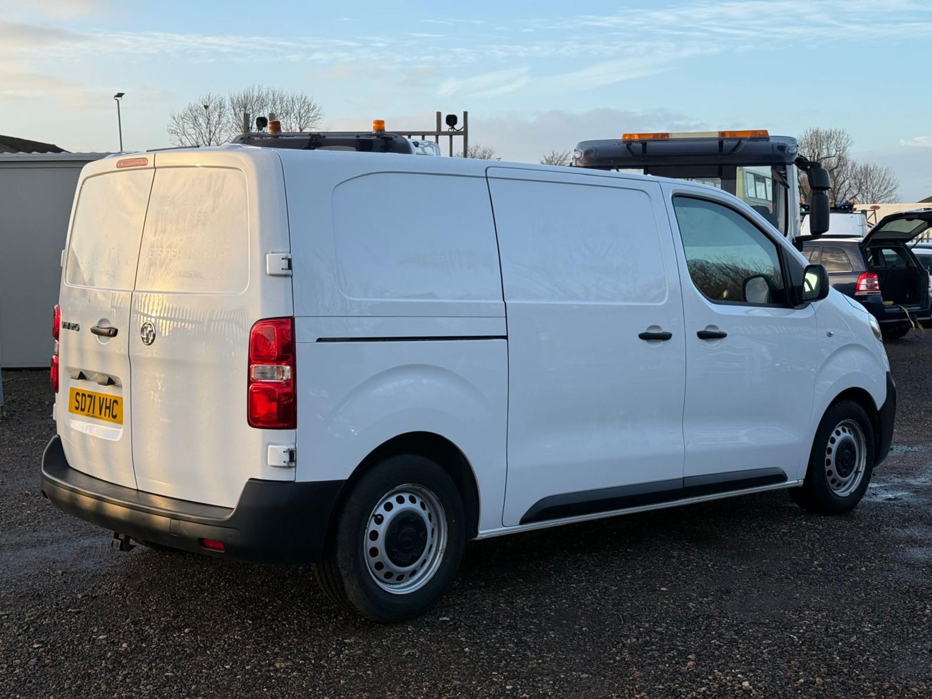 ** ON SALE ** VAUXHALL VIVARO DYNAMIC 1.5 BLUE INJECTION VAN 2021 (71) - Image 5 of 15