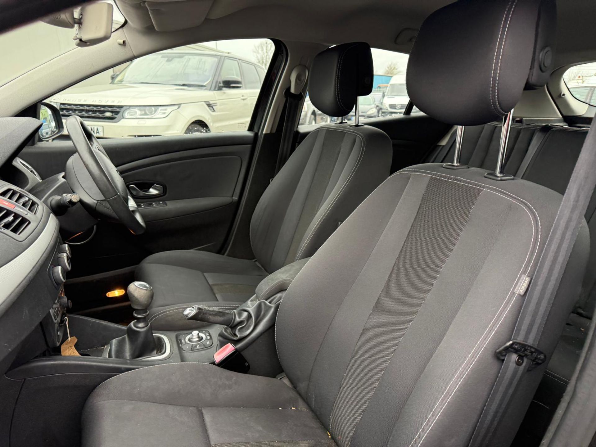 ** ON SALE ** RENAULT MEGANE 1.6 16V 110 DYNAMIQUE TOM TOM 2010 (10) - Image 8 of 19