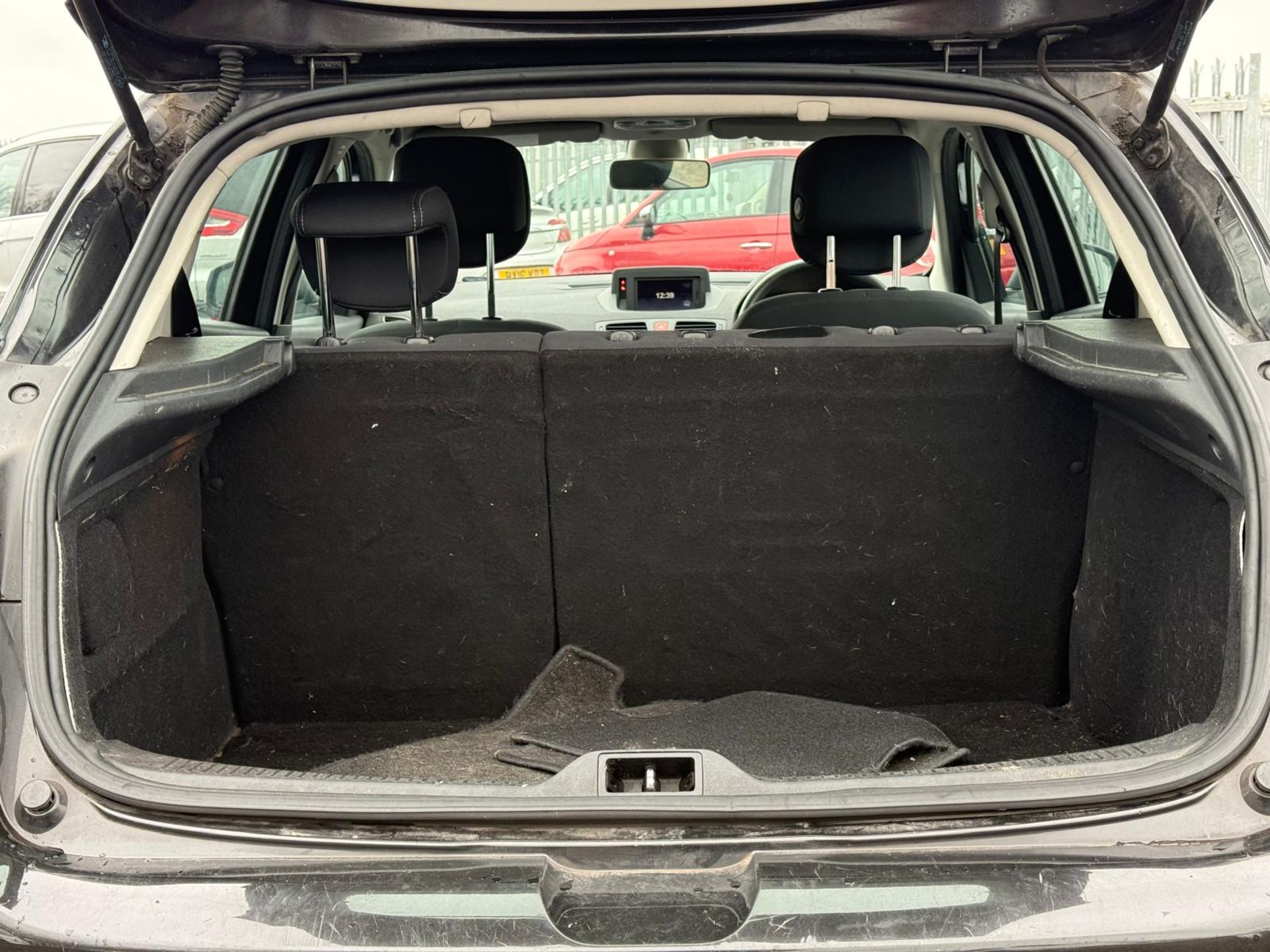 ** ON SALE ** RENAULT MEGANE 1.6 16V 110 DYNAMIQUE TOM TOM 2010 (10) - Image 7 of 19