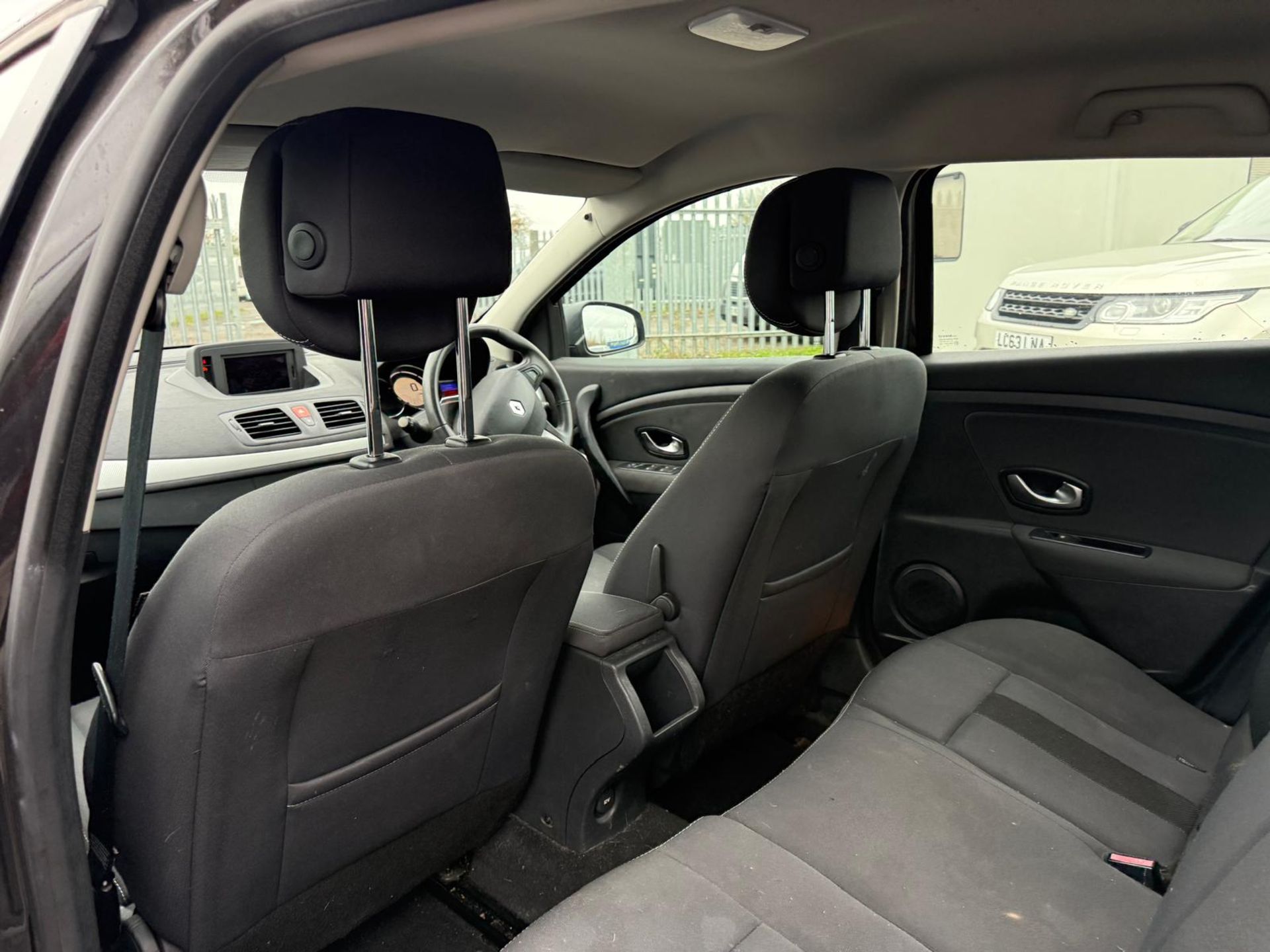 ** ON SALE ** RENAULT MEGANE 1.6 16V 110 DYNAMIQUE TOM TOM 2010 (10) - Image 14 of 19