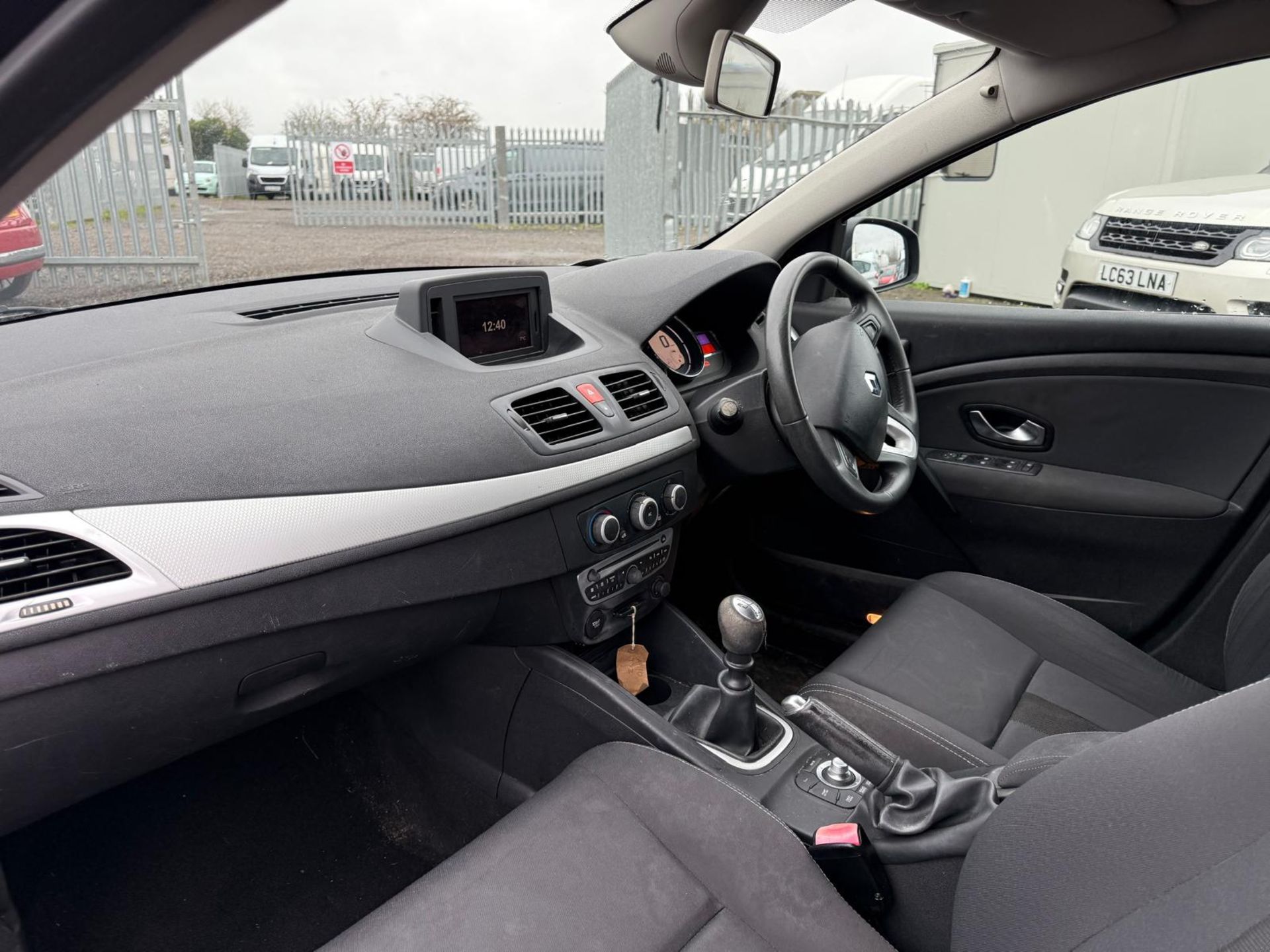 ** ON SALE ** RENAULT MEGANE 1.6 16V 110 DYNAMIQUE TOM TOM 2010 (10) - Image 9 of 19