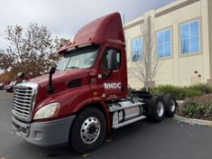 2014 Freightliner Tandem Axle Day Cab Truck Tractor