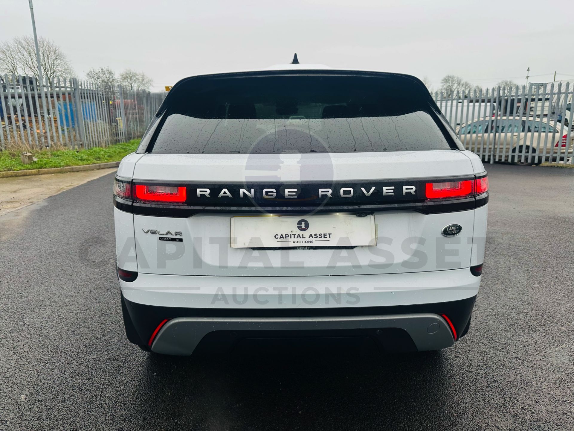RANGE ROVER VELAR R-DYNAMIC SE AUTO AWD 