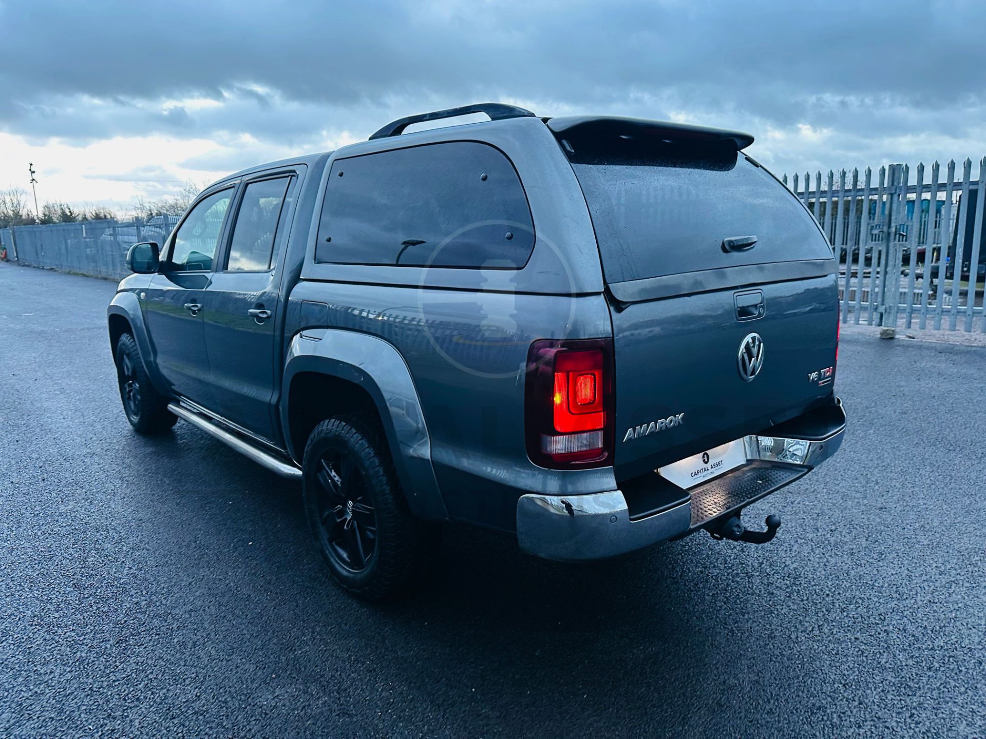 VOLKSWAGEN AMAROK 3.0TDI V6 *HIGHLINE EDIITON* 4 MOTION DSG AUTO - 1 OWNER FROM NEW. - EURO 6 - Image 7 of 31
