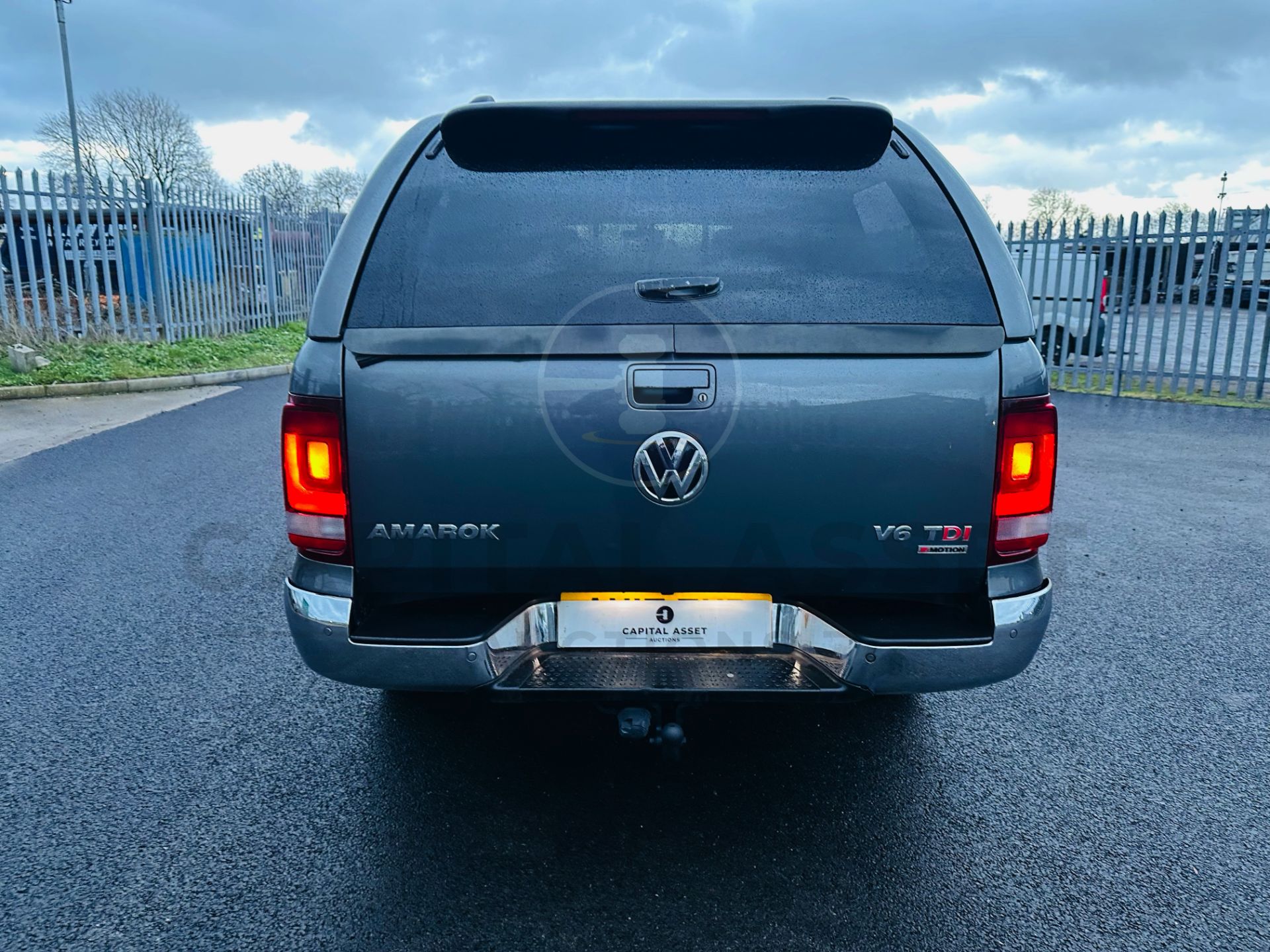 VOLKSWAGEN AMAROK 3.0TDI V6 *HIGHLINE EDIITON* 4 MOTION DSG AUTO - 1 OWNER FROM NEW. - EURO 6 - Image 8 of 31