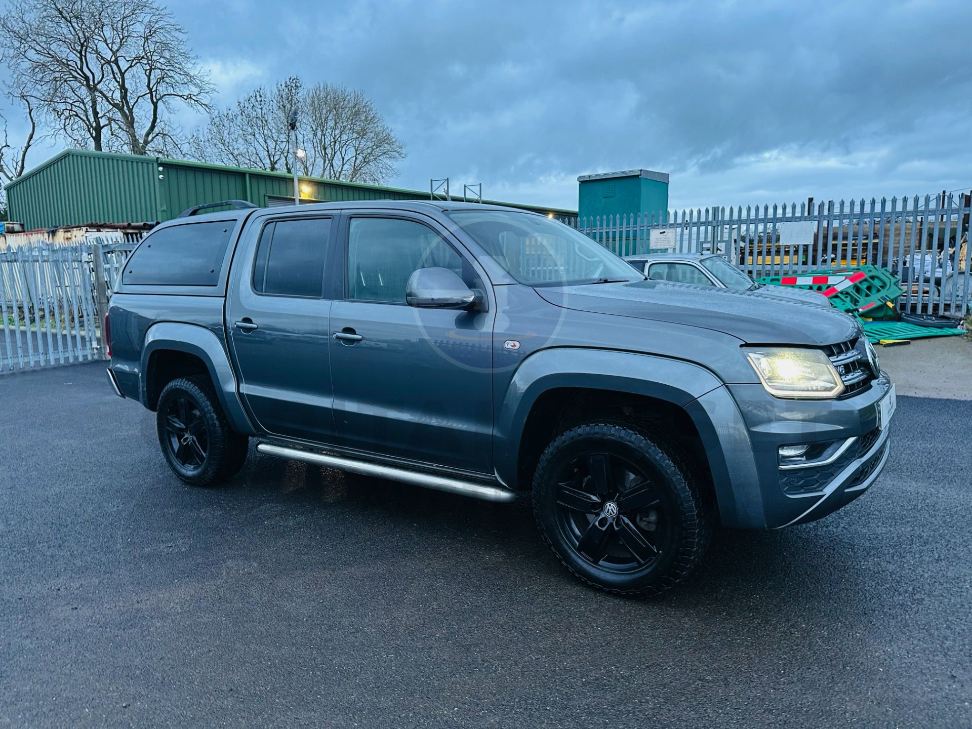VOLKSWAGEN AMAROK 3.0TDI V6 *HIGHLINE EDIITON* 4 MOTION DSG AUTO - 1 OWNER FROM NEW. - EURO 6