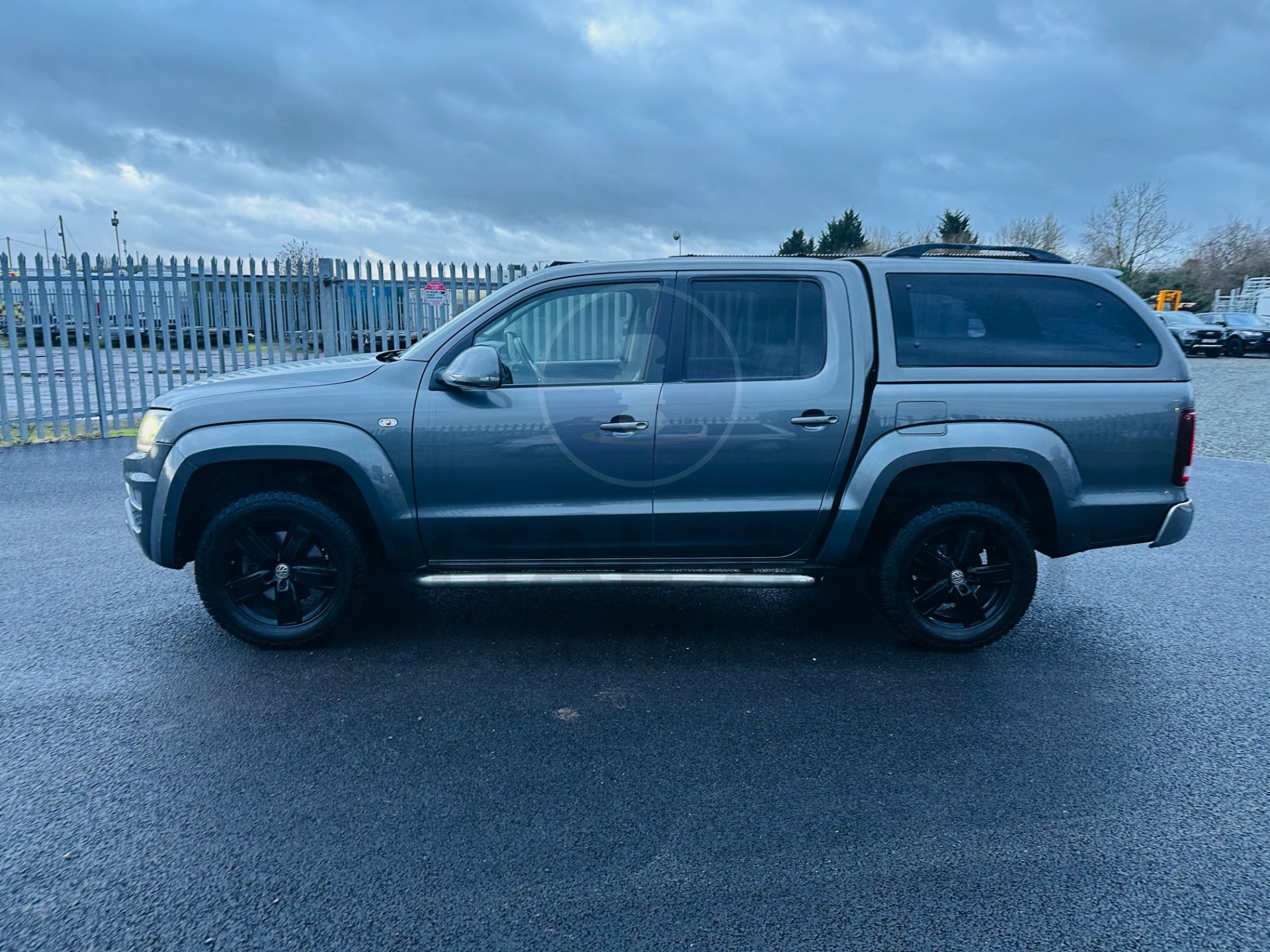 VOLKSWAGEN AMAROK 3.0TDI V6 *HIGHLINE EDIITON* 4 MOTION DSG AUTO - 1 OWNER FROM NEW. - EURO 6 - Image 6 of 31