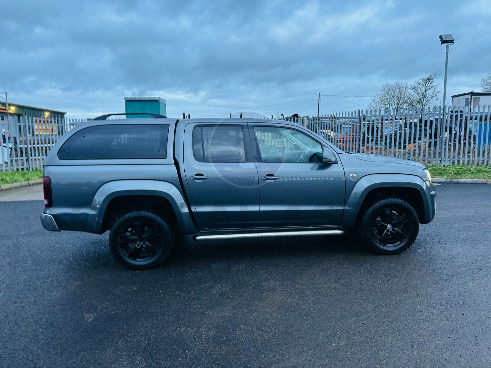 VOLKSWAGEN AMAROK 3.0TDI V6 *HIGHLINE EDIITON* 4 MOTION DSG AUTO - 1 OWNER FROM NEW. - EURO 6 - Image 10 of 31