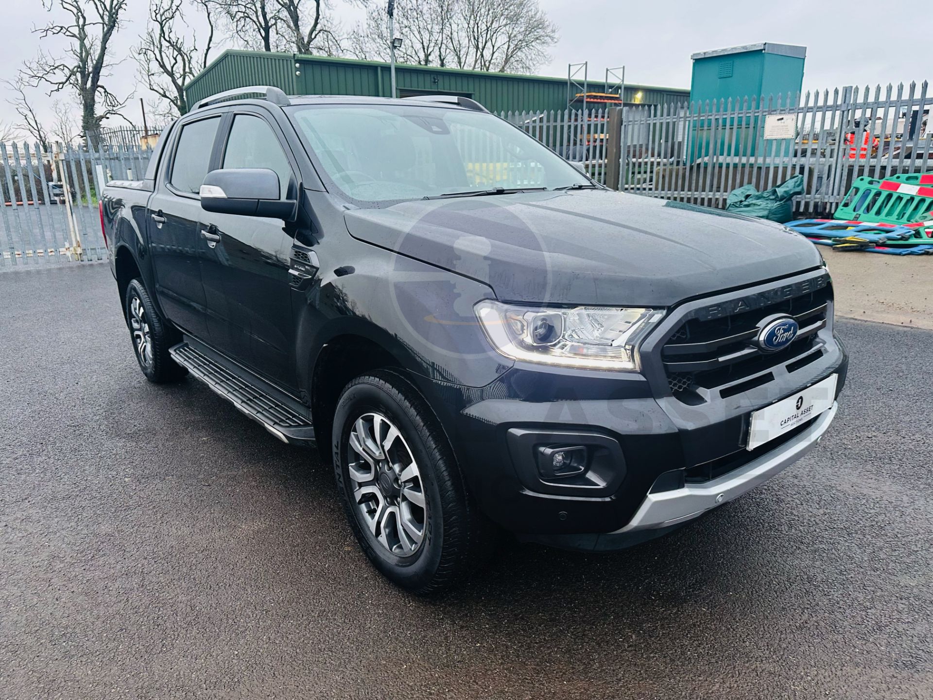 FORD RANGER *WILDTRAK* DOUBLE CAB PICK-UP (2022 - EURO 6) 2.0 TDCI 'ECOBLUE' - 10 SPEED AUTOMATIC - Image 2 of 32
