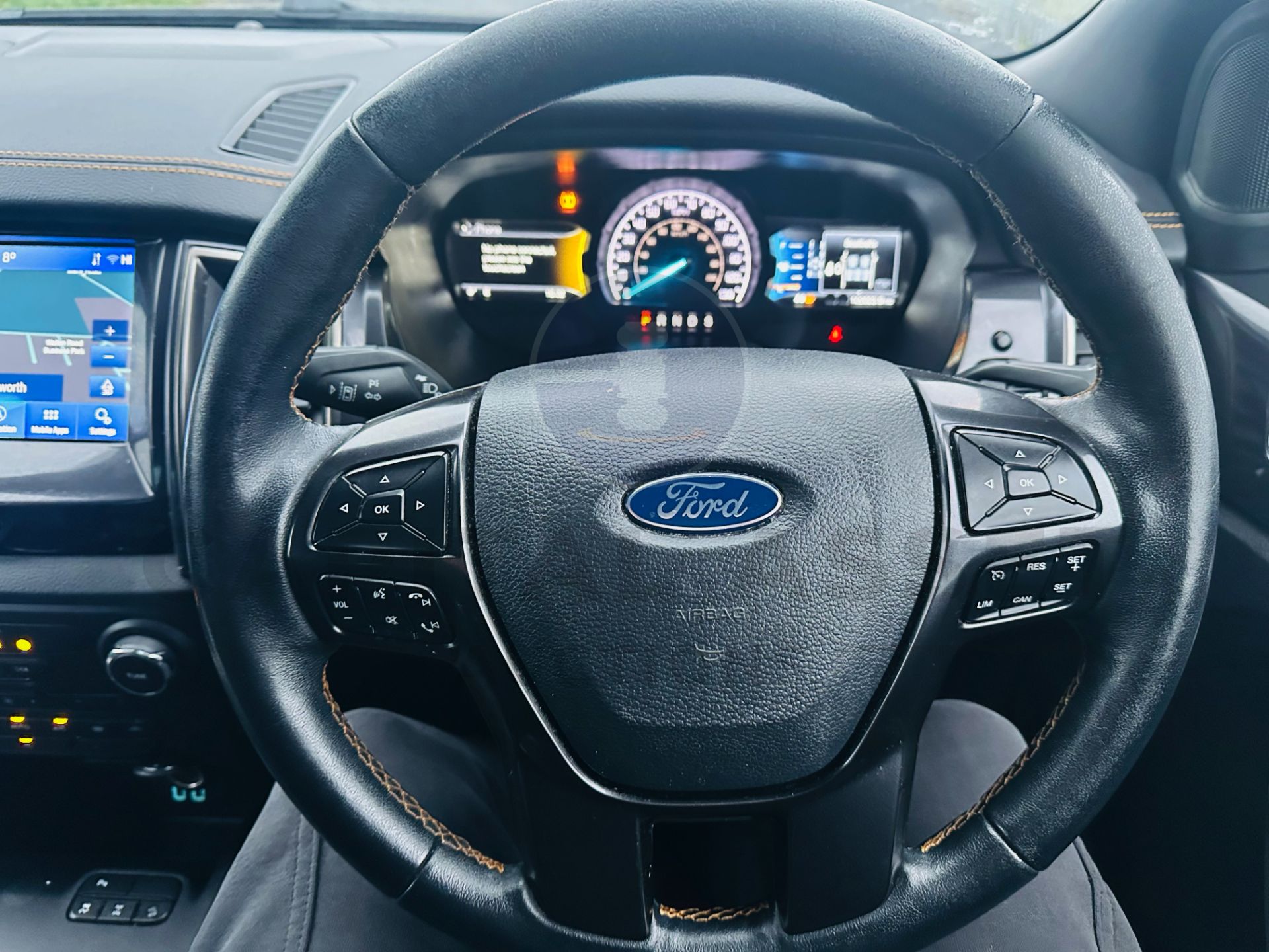 FORD RANGER *WILDTRAK* DOUBLE CAB PICK-UP (2022 - EURO 6) 2.0 TDCI 'ECOBLUE' - 10 SPEED AUTOMATIC - Image 29 of 32