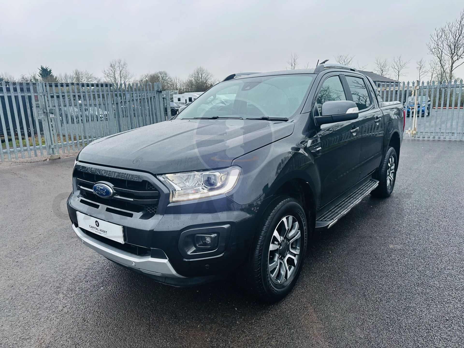 FORD RANGER *WILDTRAK* DOUBLE CAB PICK-UP (2022 - EURO 6) 2.0 TDCI 'ECOBLUE' - 10 SPEED AUTOMATIC - Image 4 of 32