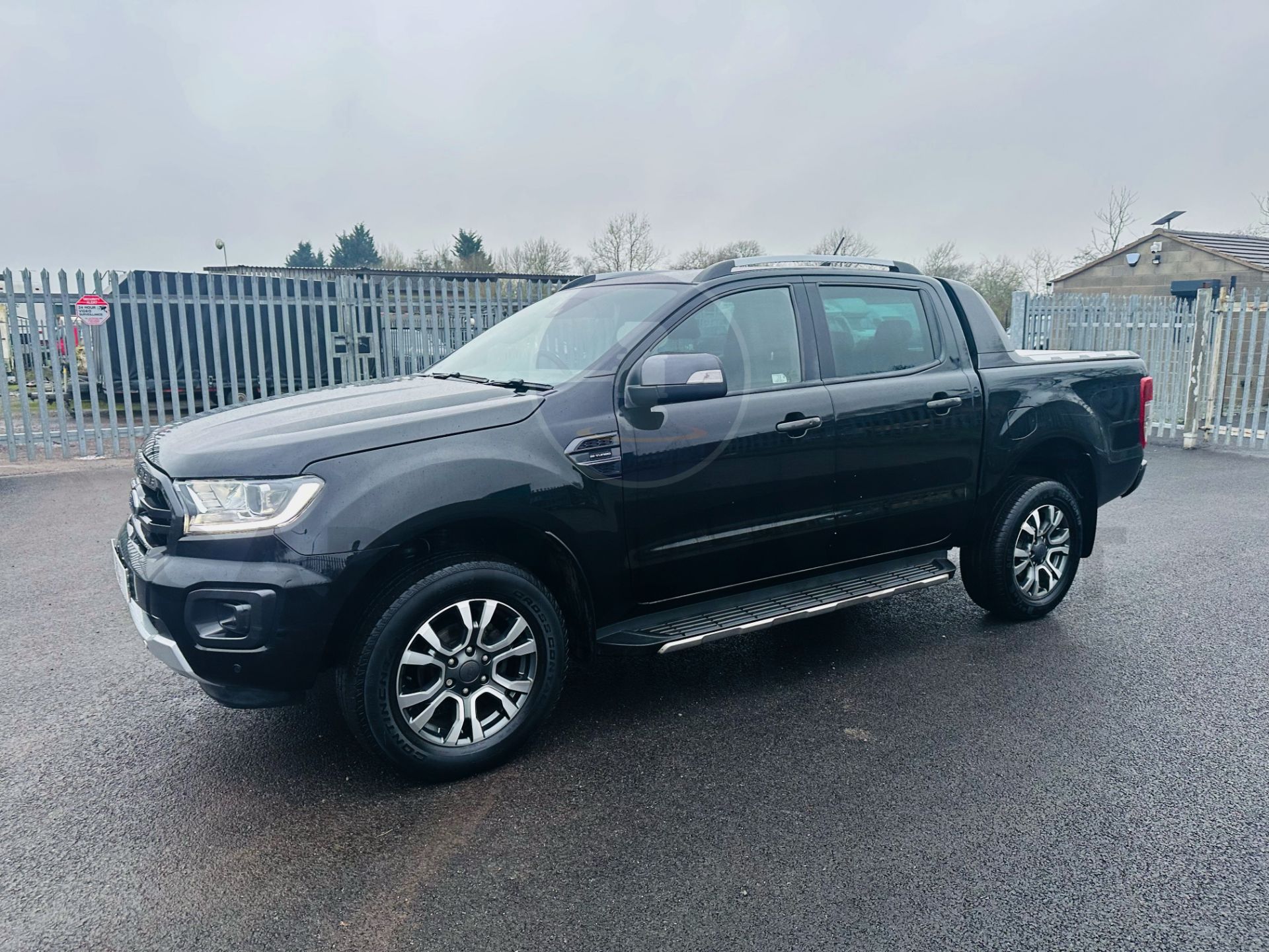 FORD RANGER *WILDTRAK* DOUBLE CAB PICK-UP (2022 - EURO 6) 2.0 TDCI 'ECOBLUE' - 10 SPEED AUTOMATIC - Image 5 of 32