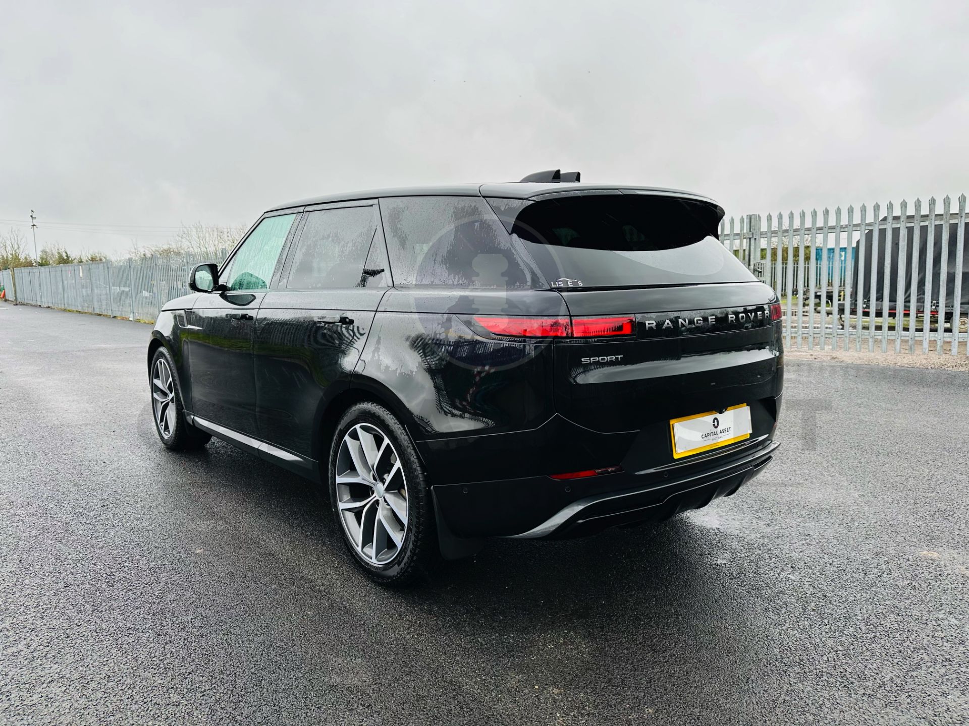 Reg Rover RANGE ROVER SPORT 3.0D MHEV DATE OF REGISTRATION: 01.09.2025 '75 REG ...