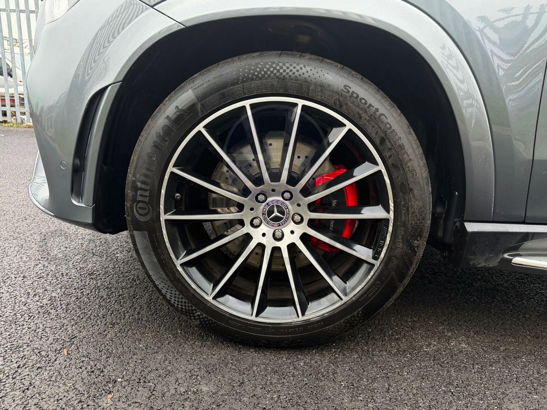 MERCEDES-BENZ GLE 400D *AMG LINE PREMIUM* (2023 - FACELIFT) 3.0 DIESEL - 9G AUTO *7 SEATER* NO VAT!! - Image 19 of 60