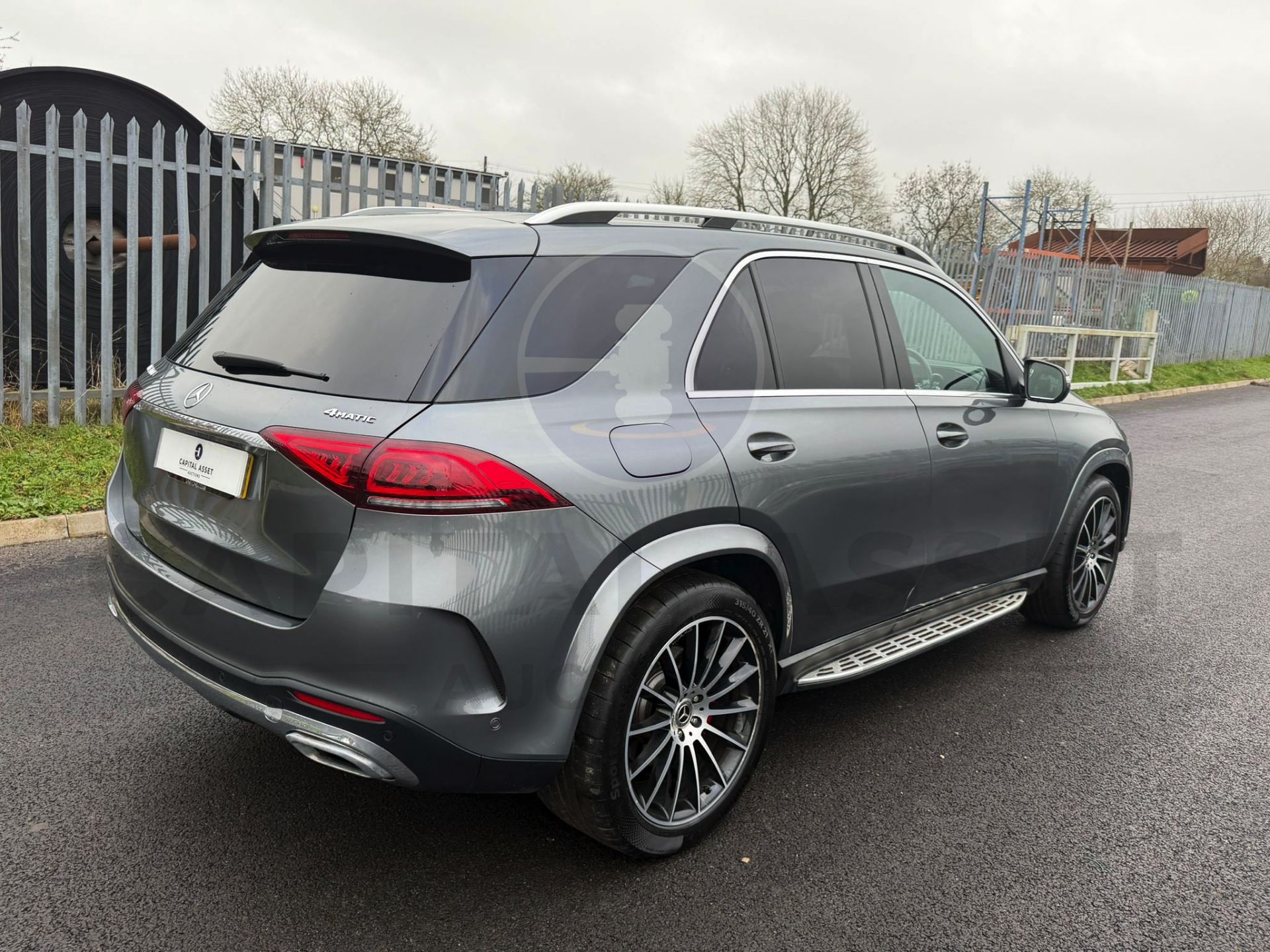 MERCEDES-BENZ GLE 400D *AMG LINE PREMIUM* (2023 - FACELIFT) 3.0 DIESEL - 9G AUTO *7 SEATER* NO VAT!! - Image 12 of 60