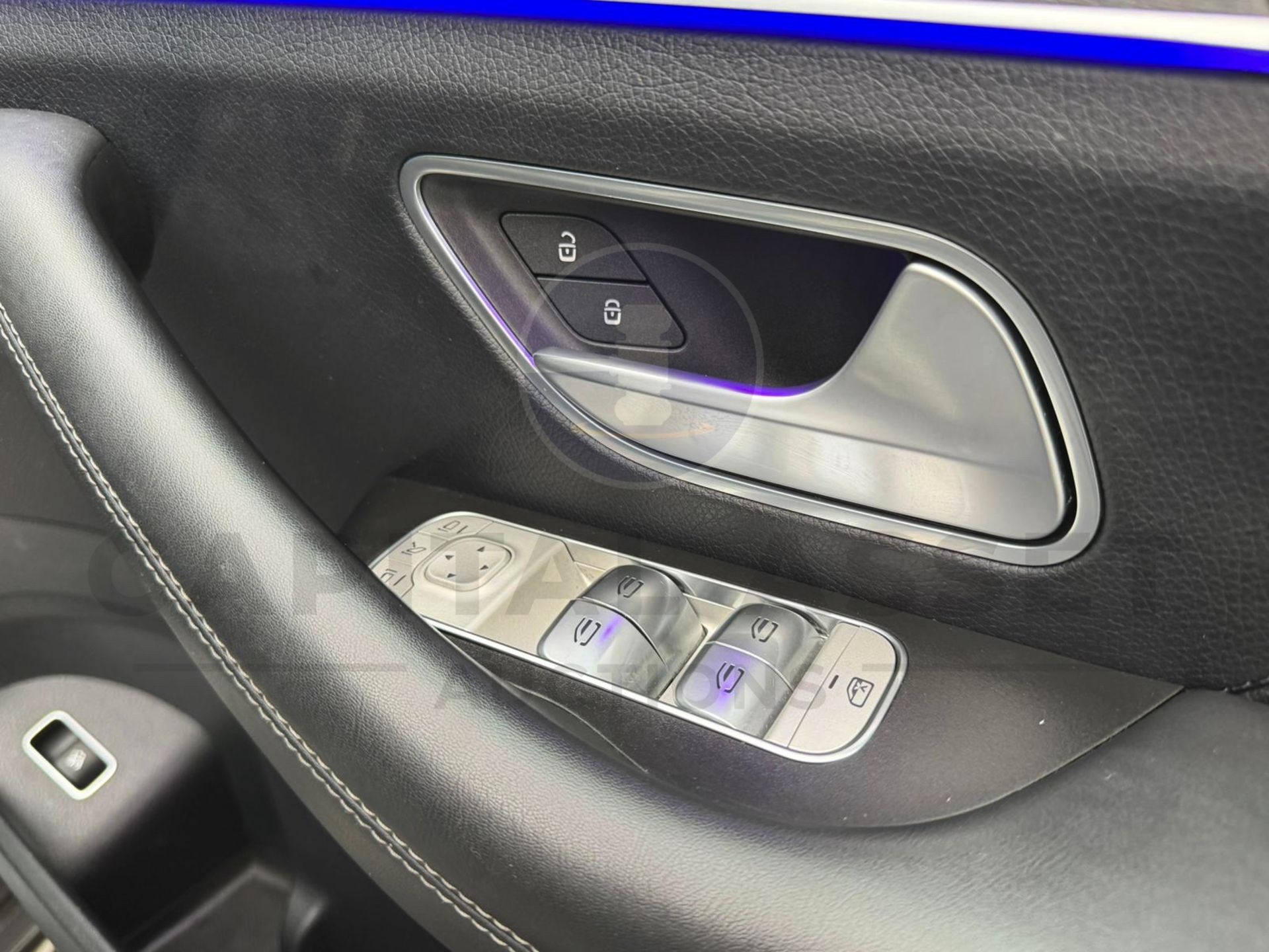 MERCEDES-BENZ GLE 400D *AMG LINE PREMIUM* (2023 - FACELIFT) 3.0 DIESEL - 9G AUTO *7 SEATER* NO VAT!! - Image 43 of 60