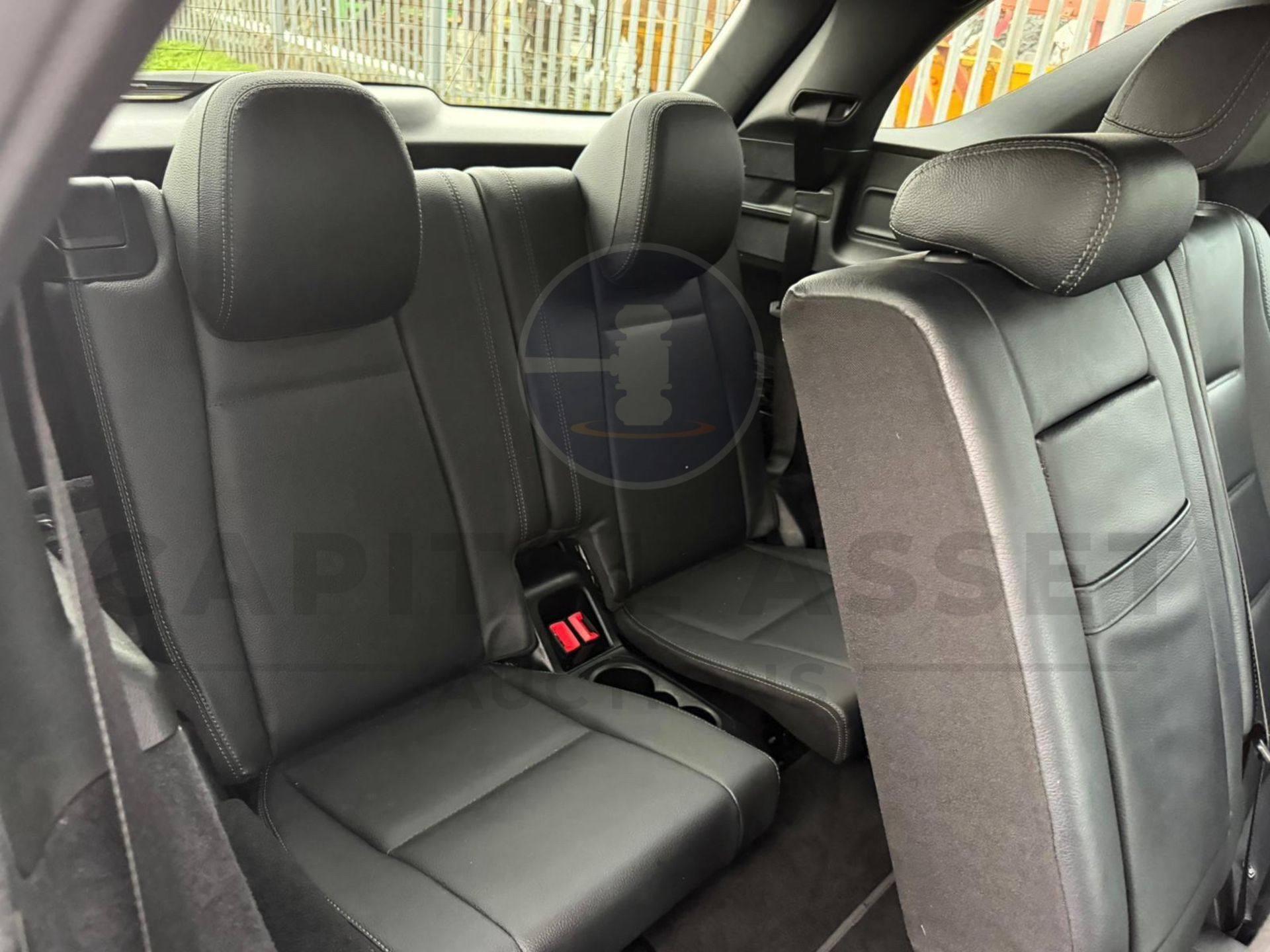 MERCEDES-BENZ GLE 400D *AMG LINE PREMIUM* (2023 - FACELIFT) 3.0 DIESEL - 9G AUTO *7 SEATER* NO VAT!! - Image 41 of 60