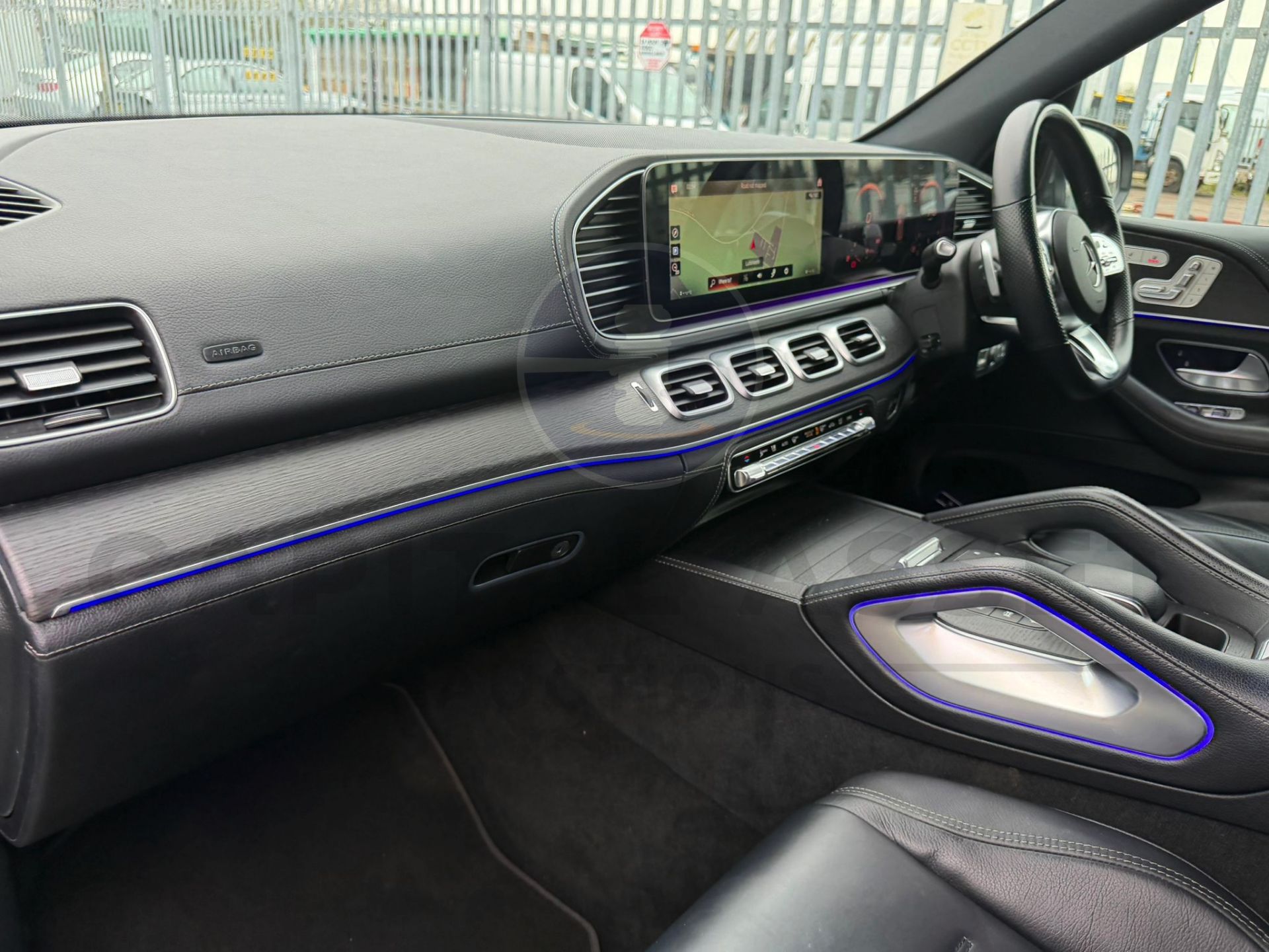 MERCEDES-BENZ GLE 400D *AMG LINE PREMIUM* (2023 - FACELIFT) 3.0 DIESEL - 9G AUTO *7 SEATER* NO VAT!! - Image 25 of 60