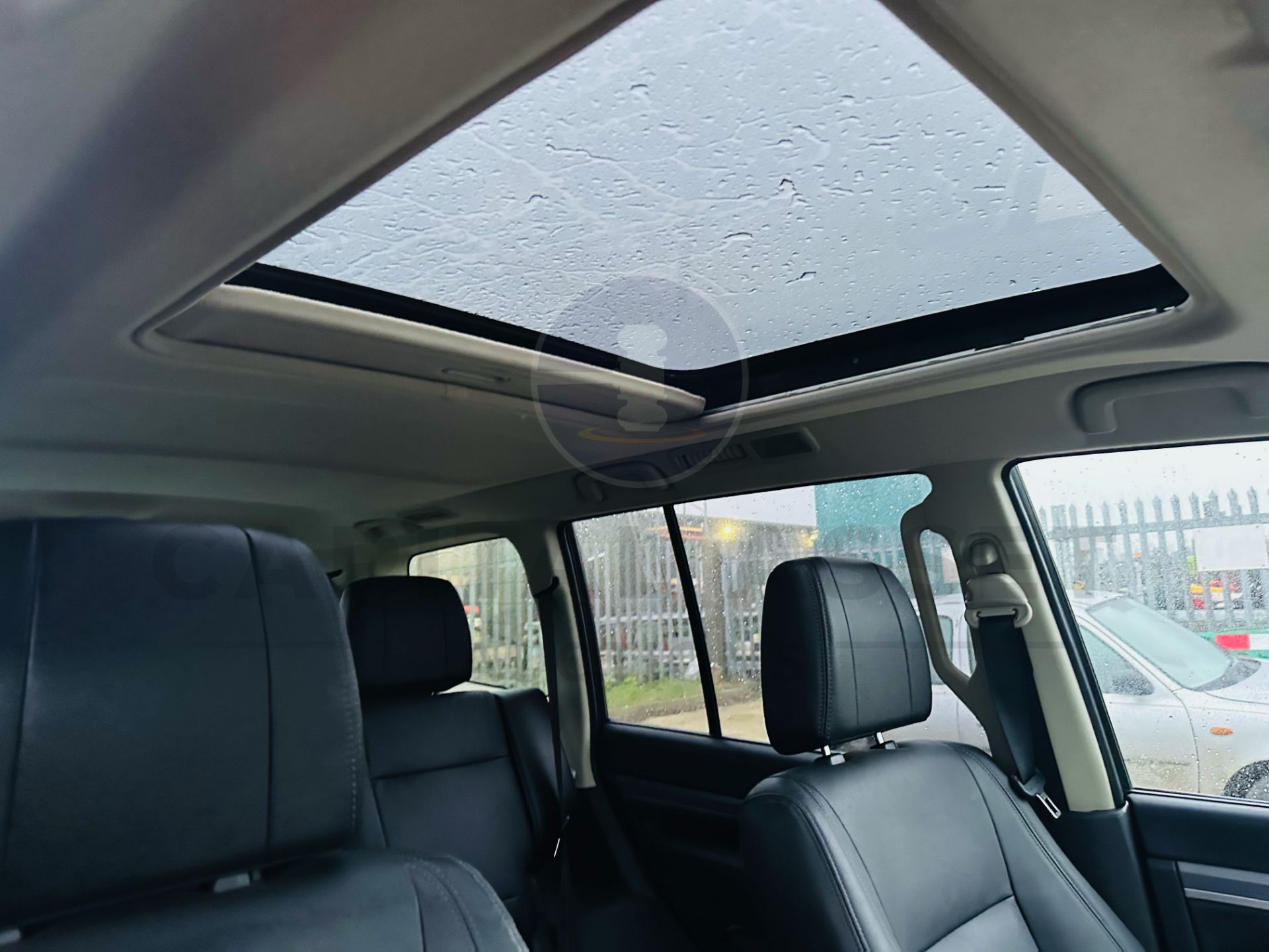 (On Sale) MITSUBISHI SHOGUN 3.2 DI-DC "SG3" AUTOMATIC (2018) SAT NAV - LEATHER - PAN ROOF - NO VAT!! - Image 22 of 32