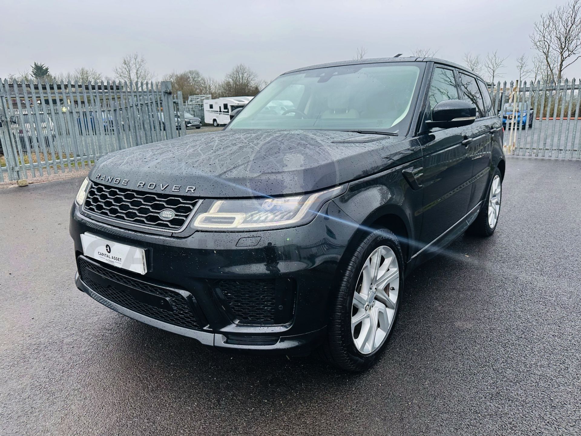 RANGE ROVER SPORT 3.0 "SDV6" AUTO "HSE DYNAMIC" 1 OWNER - 2019 MODEL - SAT NAV - PAN ROOF - NO VAT! - Image 4 of 38