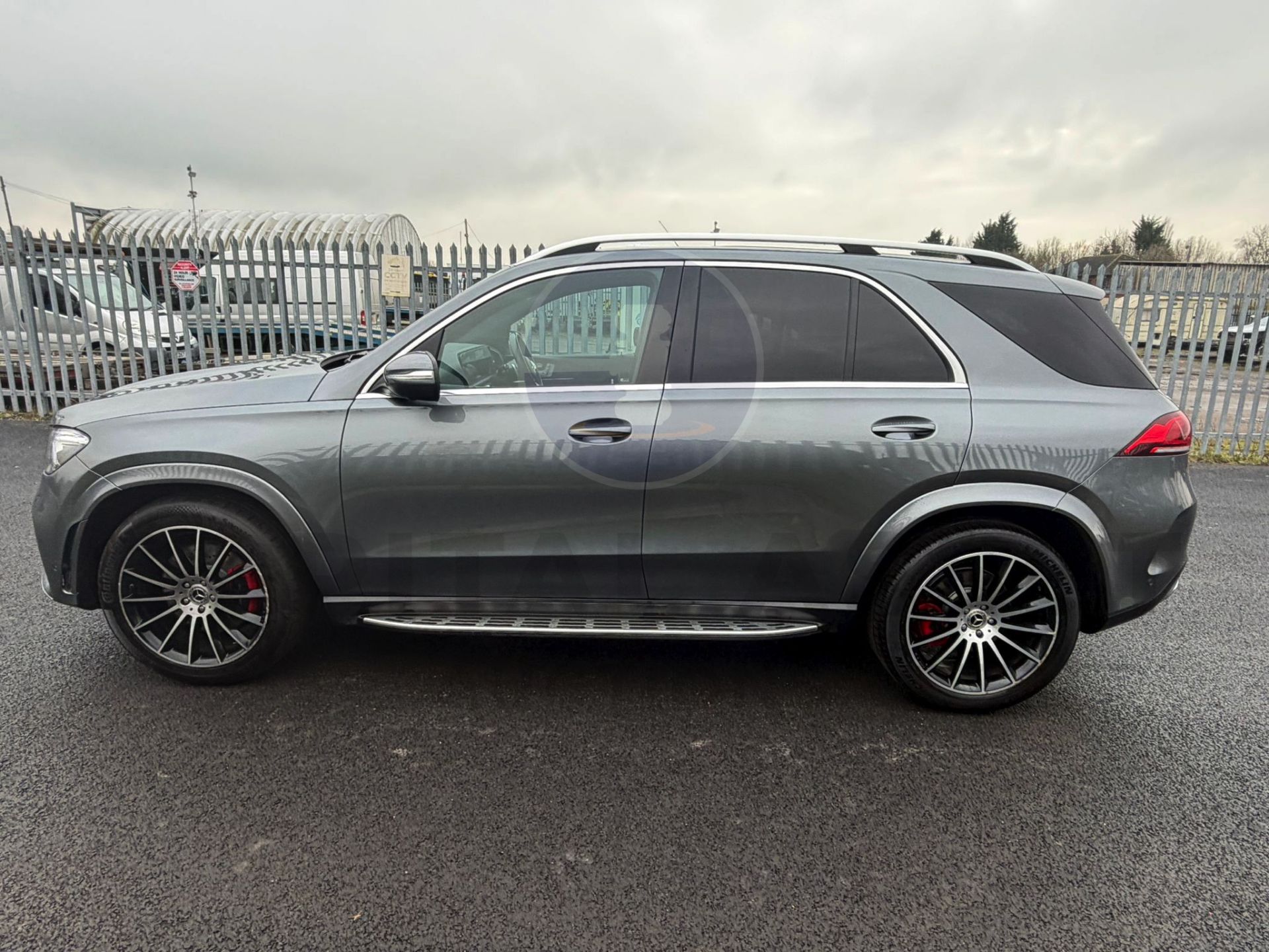MERCEDES-BENZ GLE 400D *AMG LINE PREMIUM* (2023 - FACELIFT) 3.0 DIESEL - 9G AUTO *7 SEATER* NO VAT!! - Image 8 of 60