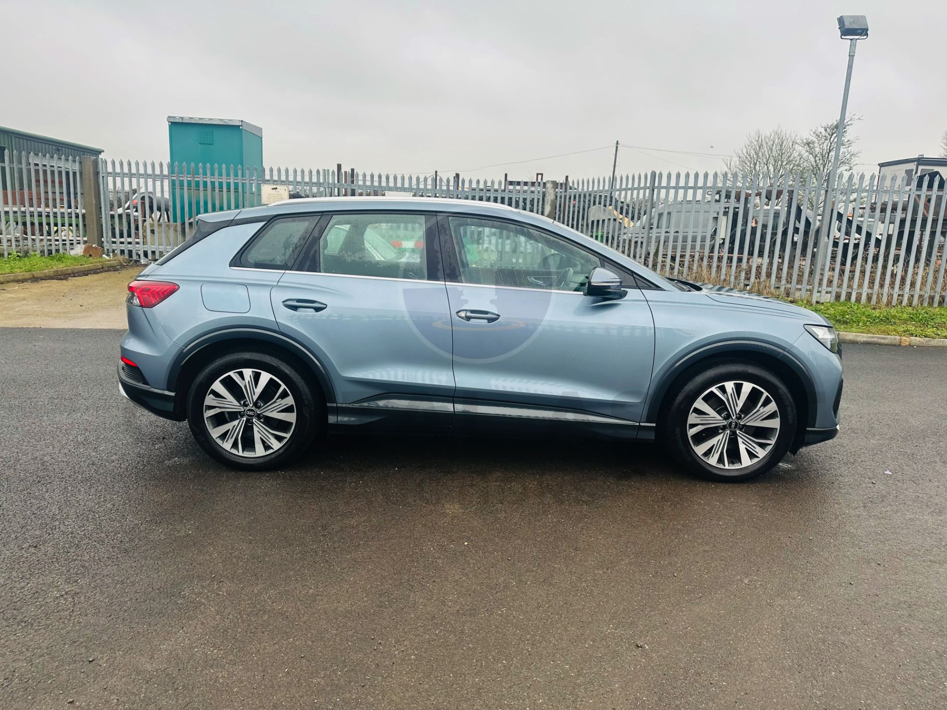 AUDI Q4 E-TRON 35 *SPORT EDITION* 5 DOOR SUV (2022) FULLY ELECTRIC - AUTOMATIC *HUGE SPEC* - Image 10 of 30
