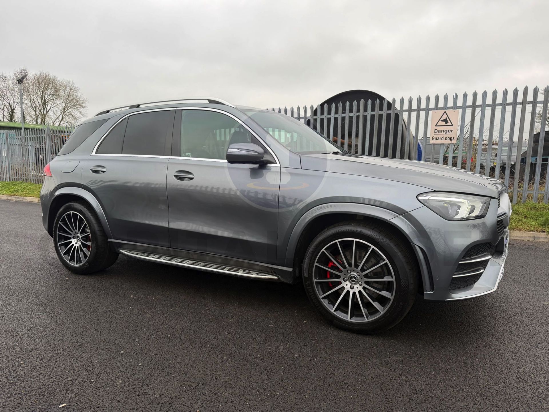 MERCEDES-BENZ GLE 400D *AMG LINE PREMIUM* (2023 - FACELIFT) 3.0 DIESEL - 9G AUTO *7 SEATER* NO VAT!! - Image 2 of 60