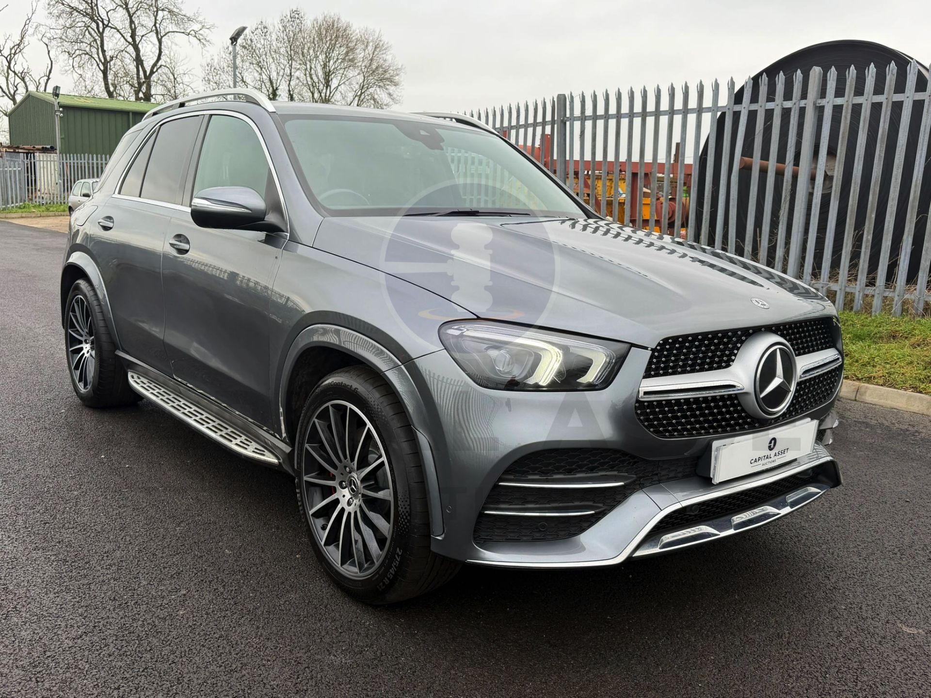 MERCEDES-BENZ GLE 400D *AMG LINE PREMIUM* (2023 - FACELIFT) 3.0 DIESEL - 9G AUTO *7 SEATER* NO VAT!! - Image 4 of 60