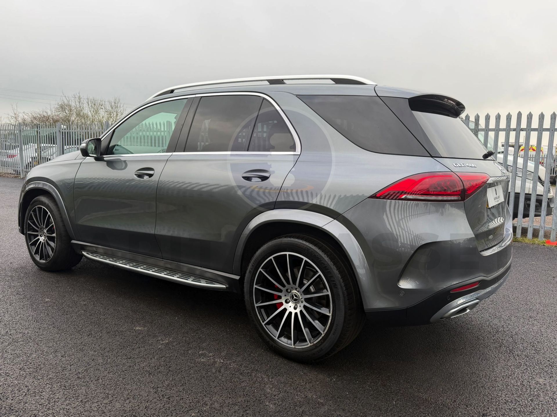 MERCEDES-BENZ GLE 400D *AMG LINE PREMIUM* (2023 - FACELIFT) 3.0 DIESEL - 9G AUTO *7 SEATER* NO VAT!! - Image 9 of 60