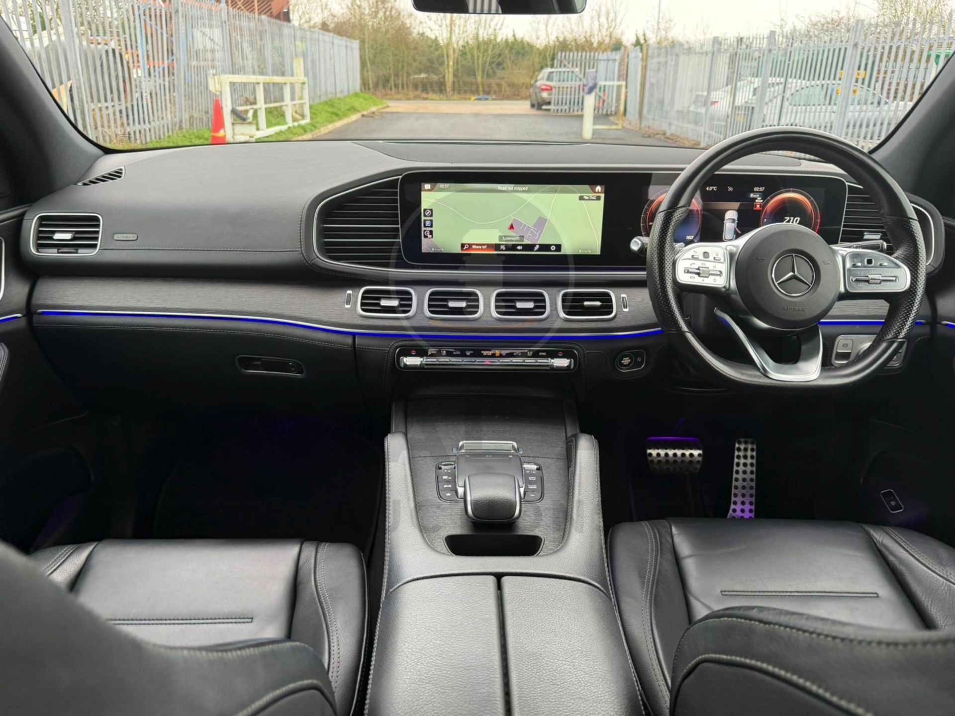 MERCEDES-BENZ GLE 400D *AMG LINE PREMIUM* (2023 - FACELIFT) 3.0 DIESEL - 9G AUTO *7 SEATER* NO VAT!! - Image 39 of 60