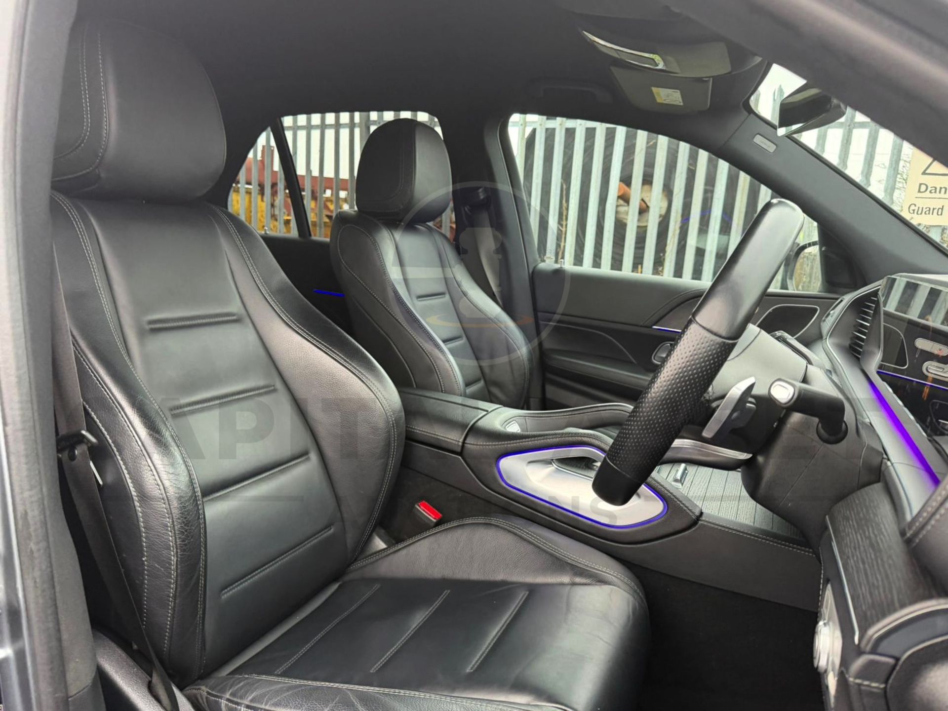 MERCEDES-BENZ GLE 400D *AMG LINE PREMIUM* (2023 - FACELIFT) 3.0 DIESEL - 9G AUTO *7 SEATER* NO VAT!! - Image 42 of 60