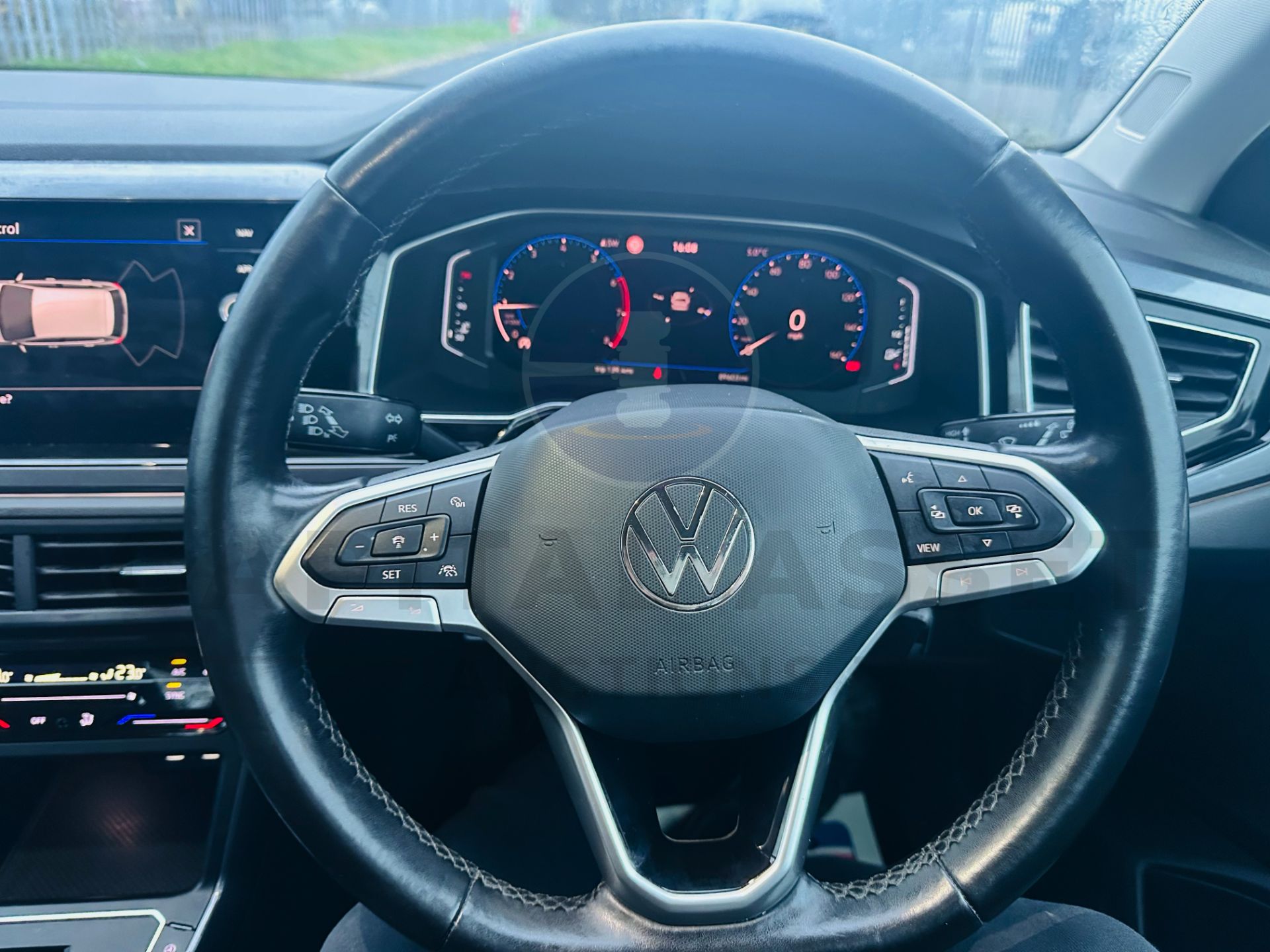 VOLKSWAGEN POLO *STYLE EDITION* 5 DOOR HATCHBACK (2023 - ALL NEW MODEL) 1.0 TSI 'PETROL' *HUGE SPEC* - Image 23 of 25