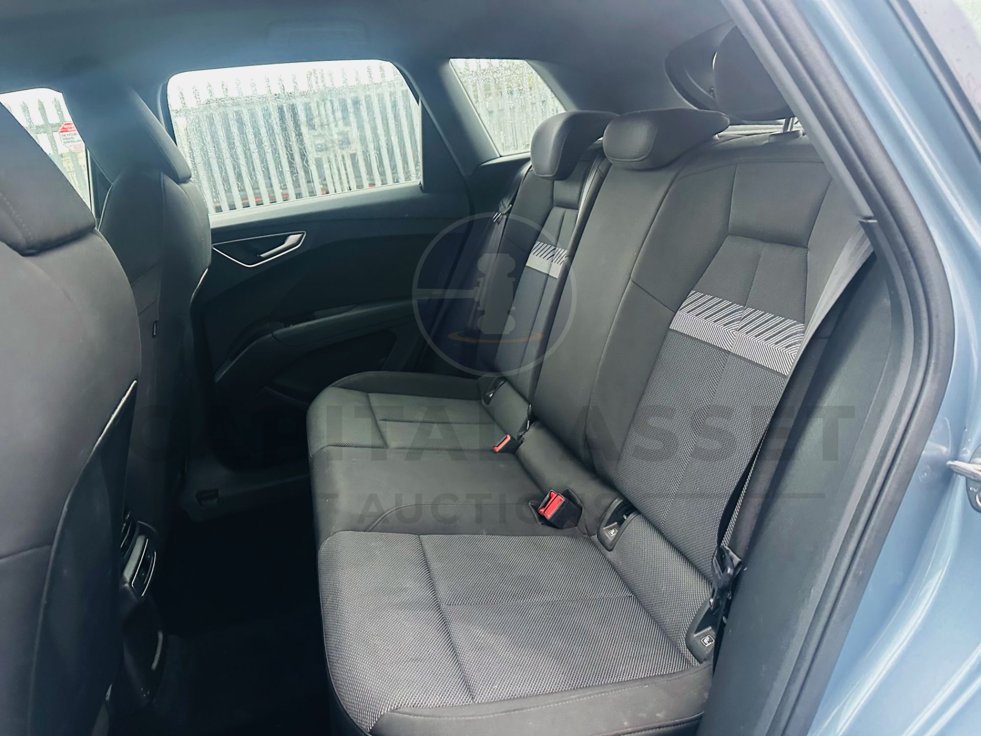 AUDI Q4 E-TRON 35 *SPORT EDITION* 5 DOOR SUV (2022) FULLY ELECTRIC - AUTOMATIC *HUGE SPEC* - Image 14 of 30