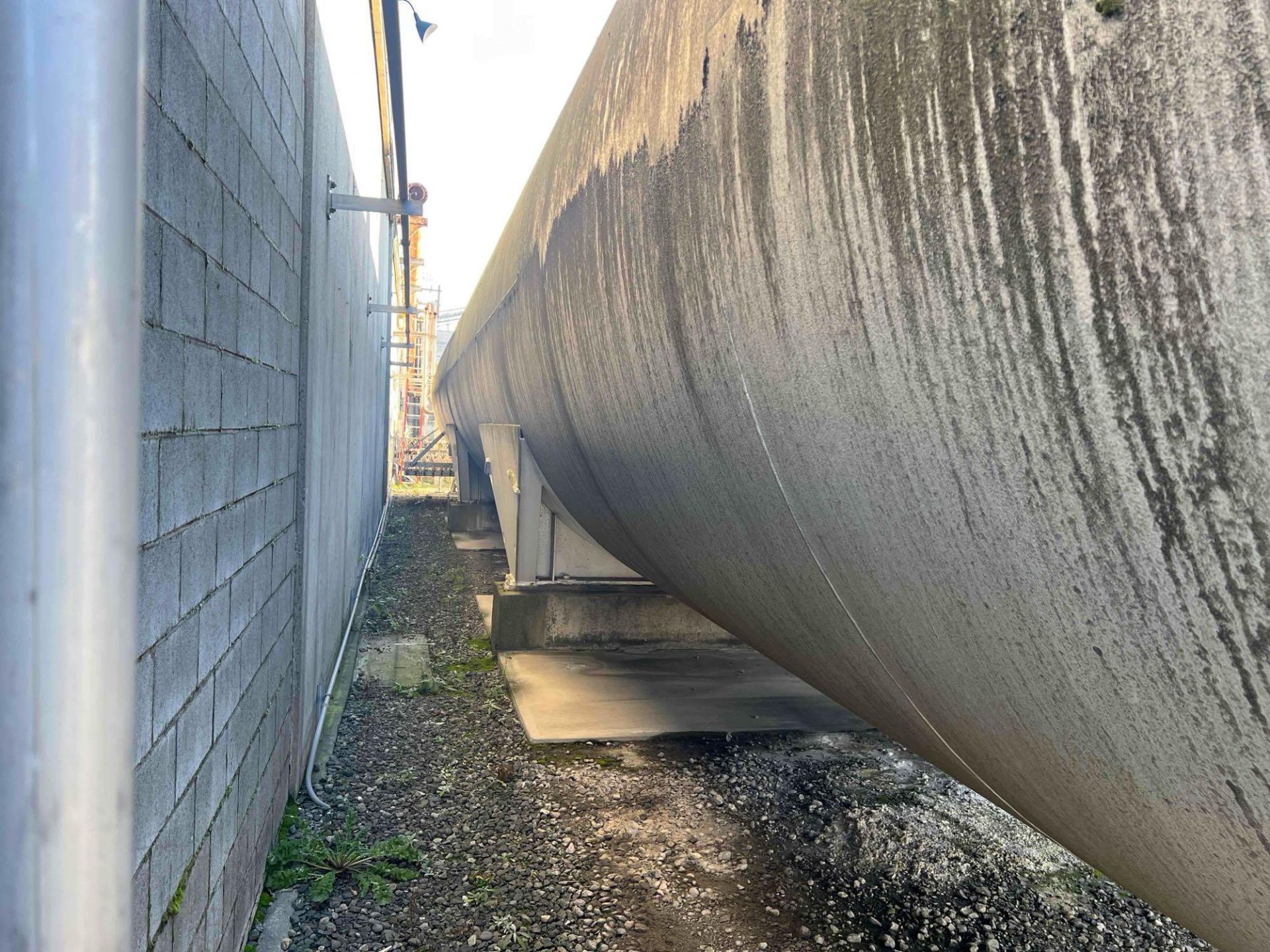 30,000 Gal Liquid Oxygen Tank, approx 10x64FT