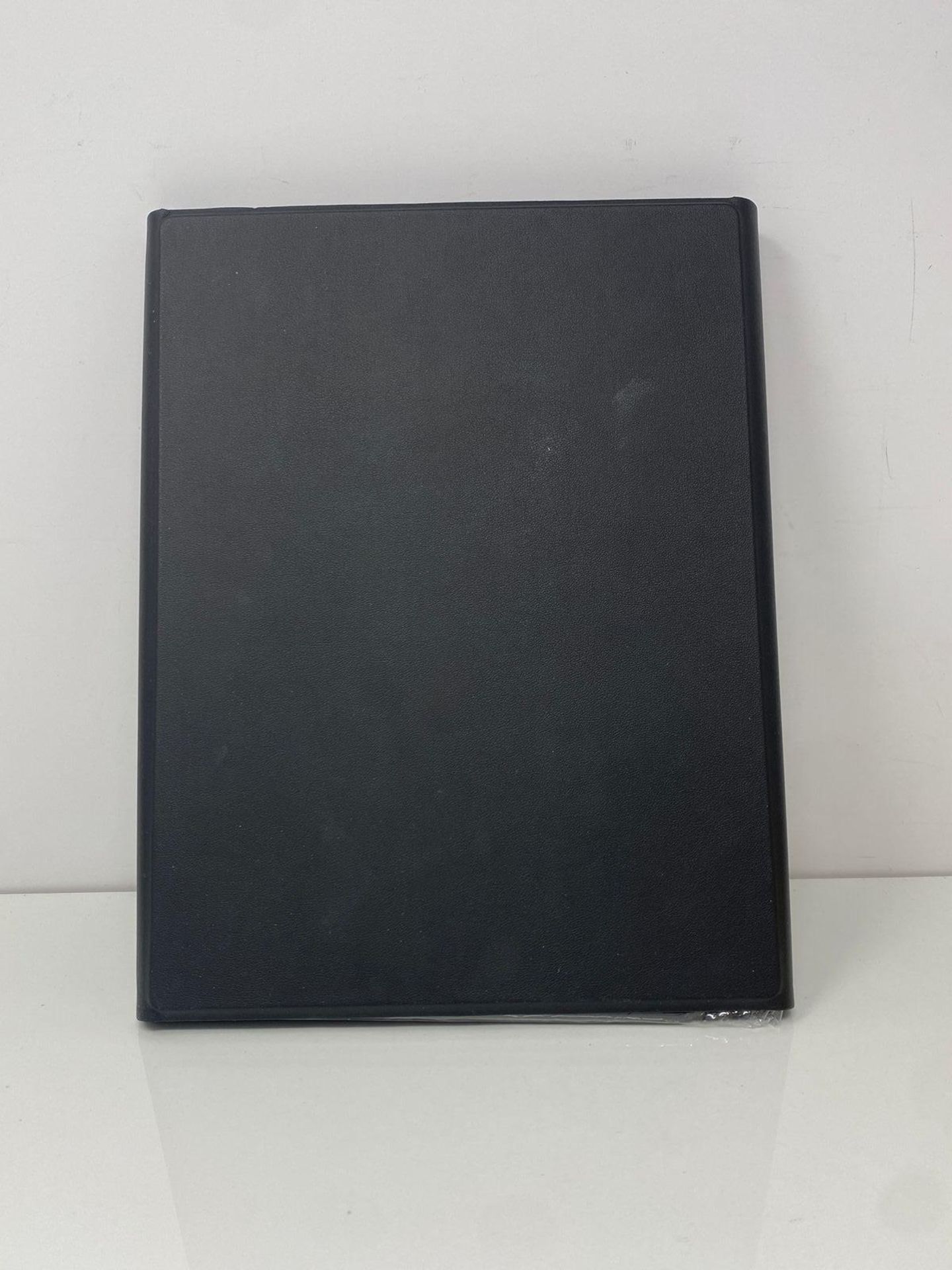 RRP £50.44 - SENGBIRCH Keyboard Case with Trackpad for iPad Air 11" (M3) 2025/Air 11" (M2) 2024, Ai - Image 5 of 5