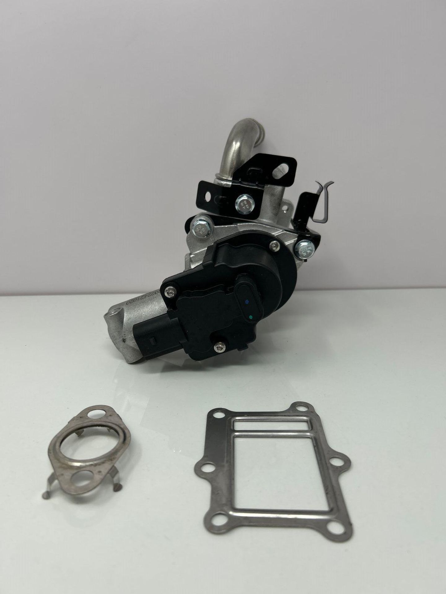 RRP £113.37 - Frankberg EGR Valve for i40 VF iX35 EL ELH LM Carens IV Optima Sportage SL 1.7 CRDi D - Image 5 of 5