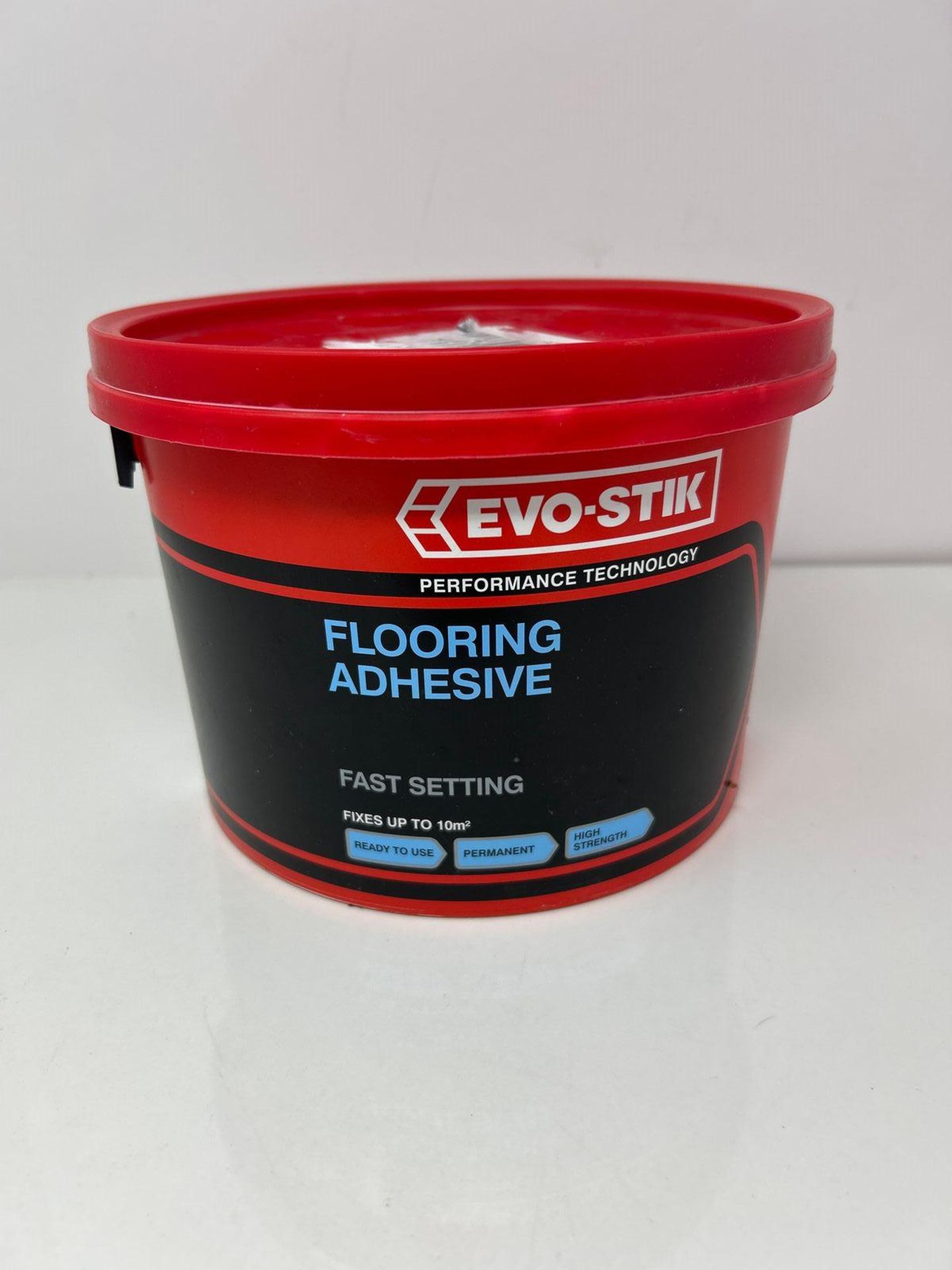 EVO-STIK Flooring Adhesive 2.5L - High Strength - Water Based - Rubber/Resin Glue for PVC - Cork - - Image 2 of 3