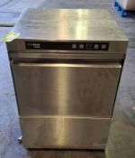 1 X HOBART ECOMAX COMMERCIAL UNDERCOUNTER DISHWASHER SERIAL NO 867126188