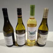 21 X BRAND NEW BOTTLES OF WHITE WINE IE. TOBIA CUVEE, DUNAS, COMMISSIONEERS BLACK CHARDONNAY, DOMAIN