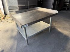 Regency 30" x 36" 16-Gauge Stainless Steel Equipment Stand with Undershelf