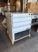 Kintera Undercounter 1/2 Dice 362 lb Production per 24 hr, 108 lb Ice Storage Capacity